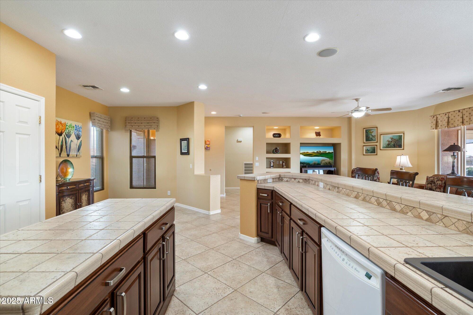 3511 E FIRESTONE Drive