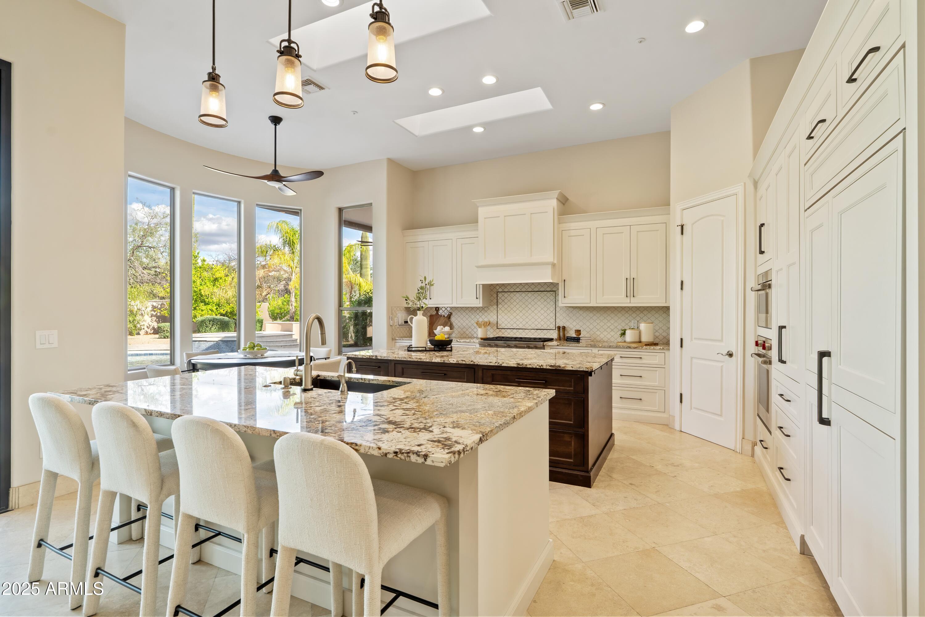 6938 E LOMAS VERDES Drive