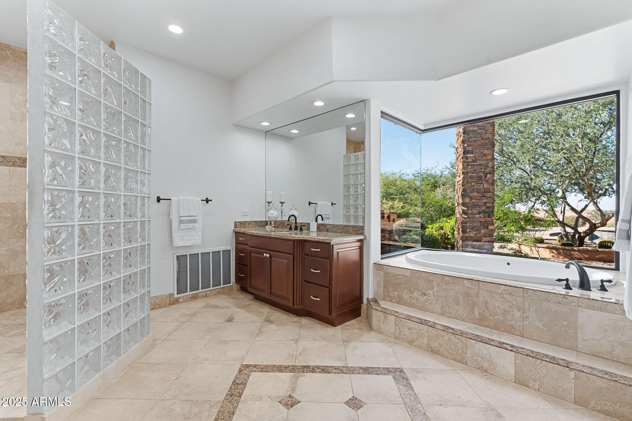 13322 E PARADISE Drive