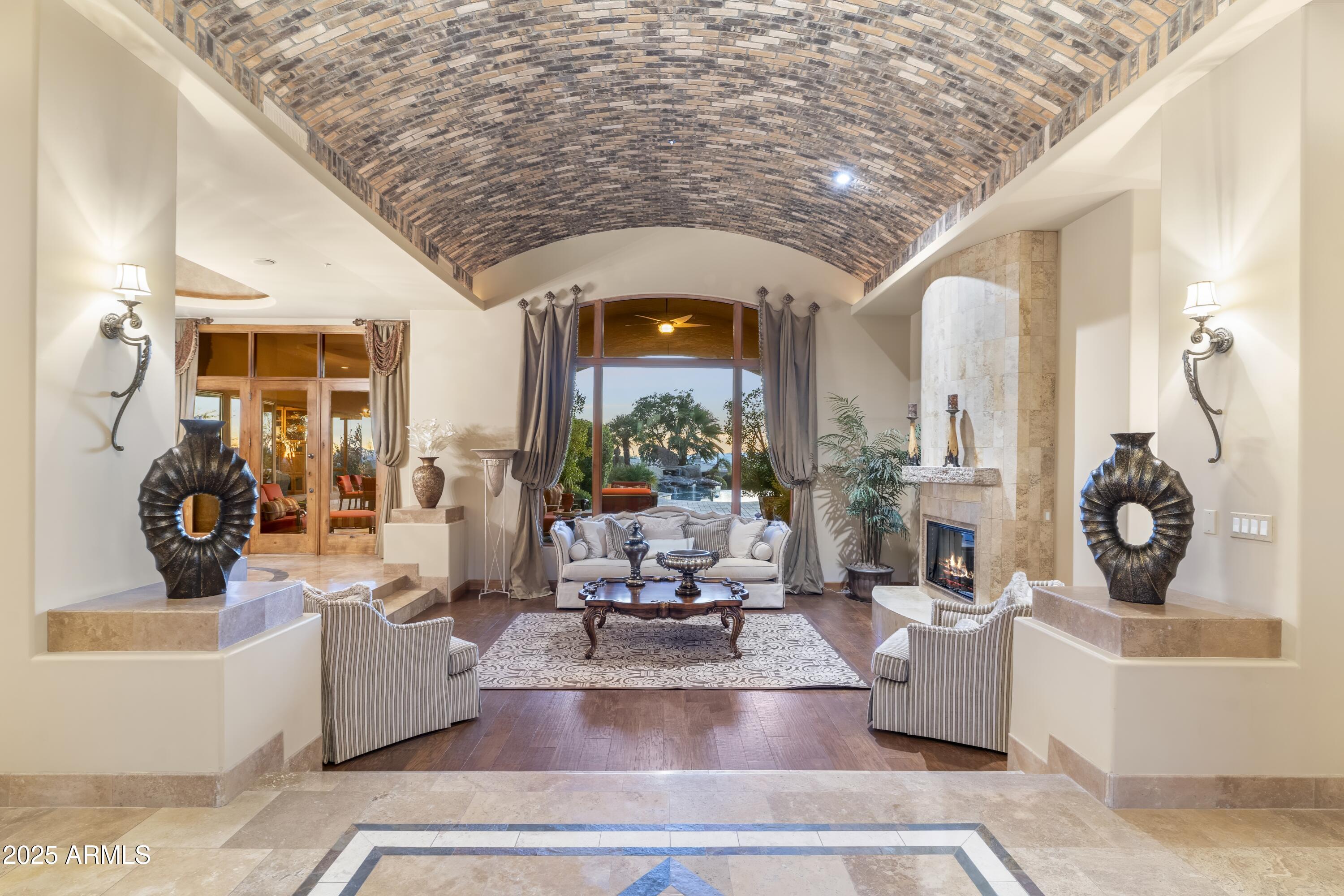 13249 E SUMMIT Drive