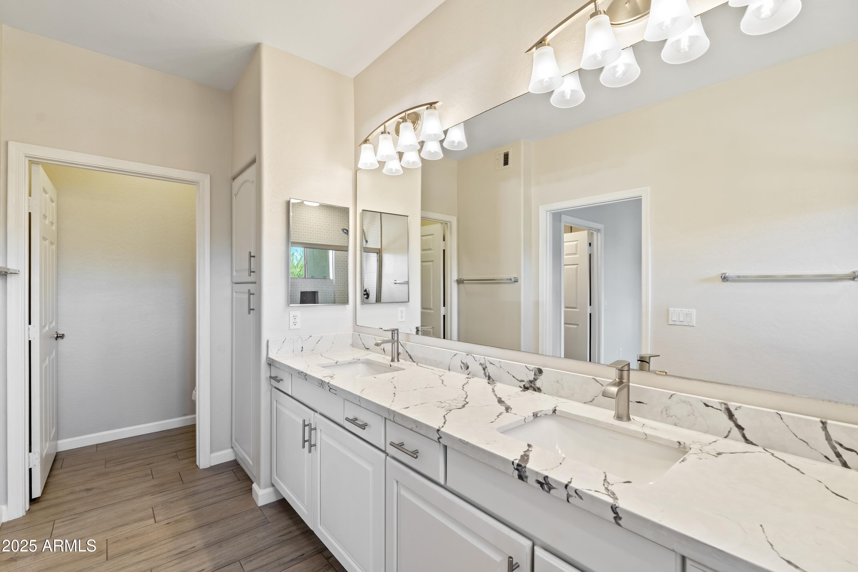 19700 N 76TH Street 2105