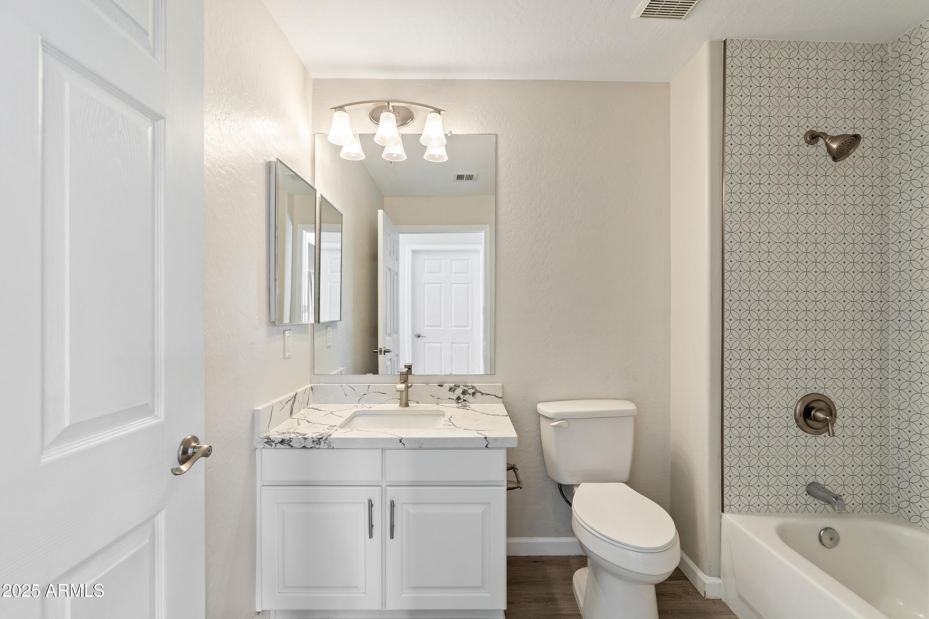 19700 N 76TH Street 2105