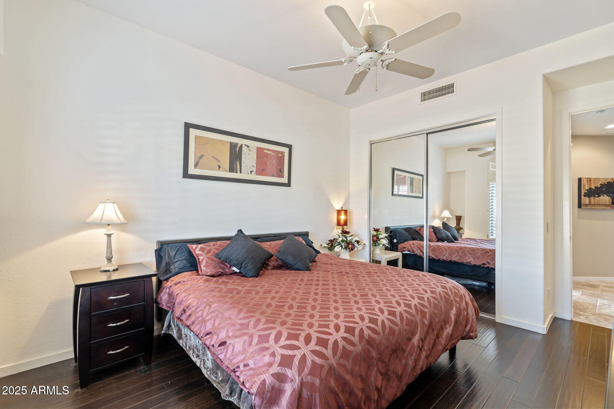 7699 E FLEDGLING Drive