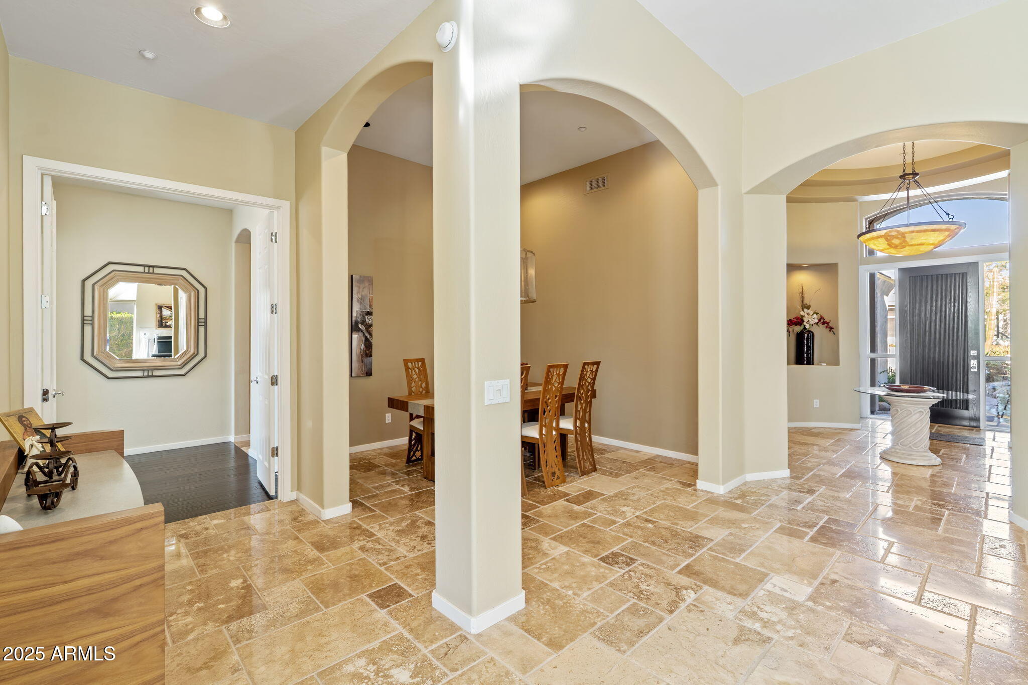 7699 E FLEDGLING Drive