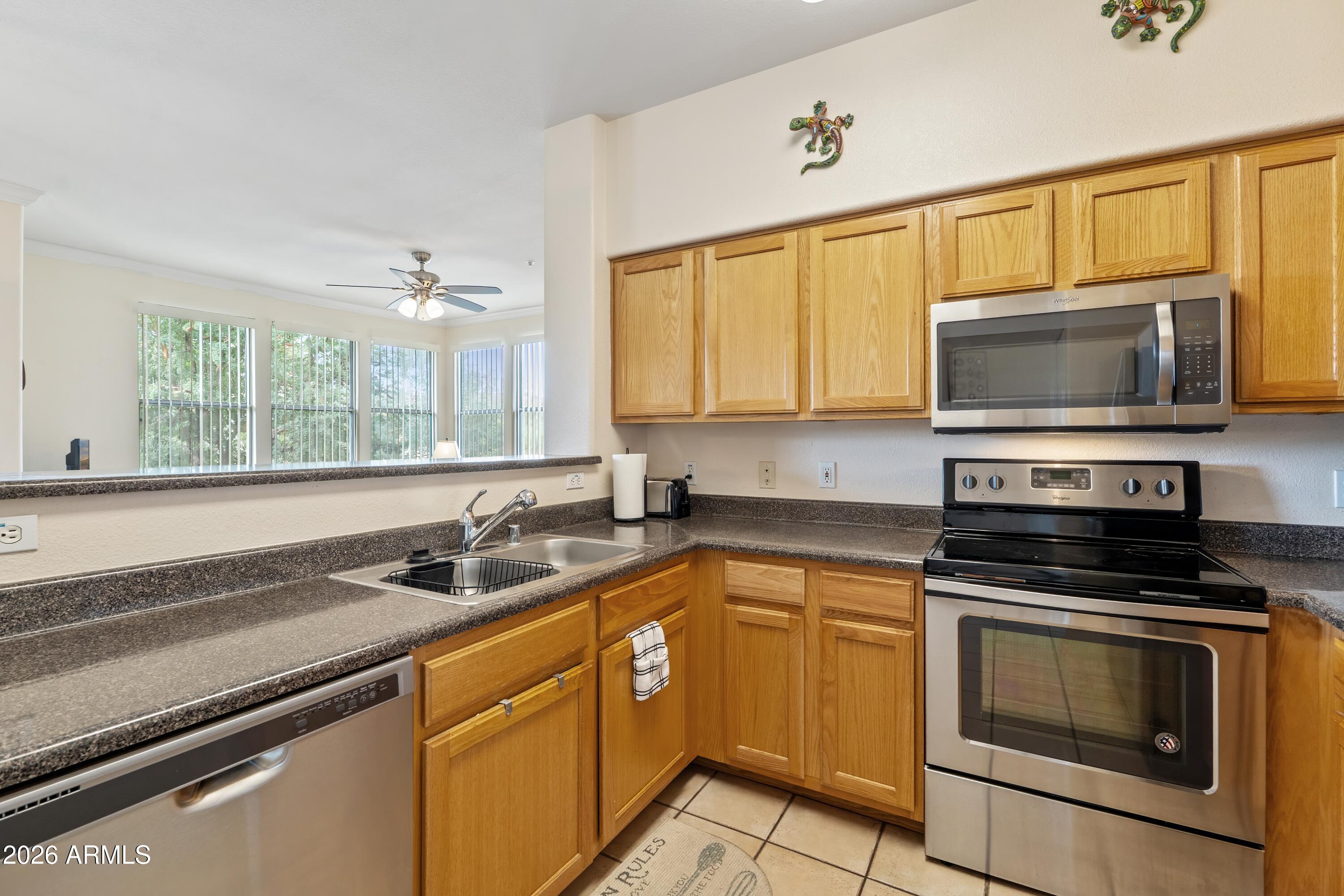 20100 N 78TH Place 2196