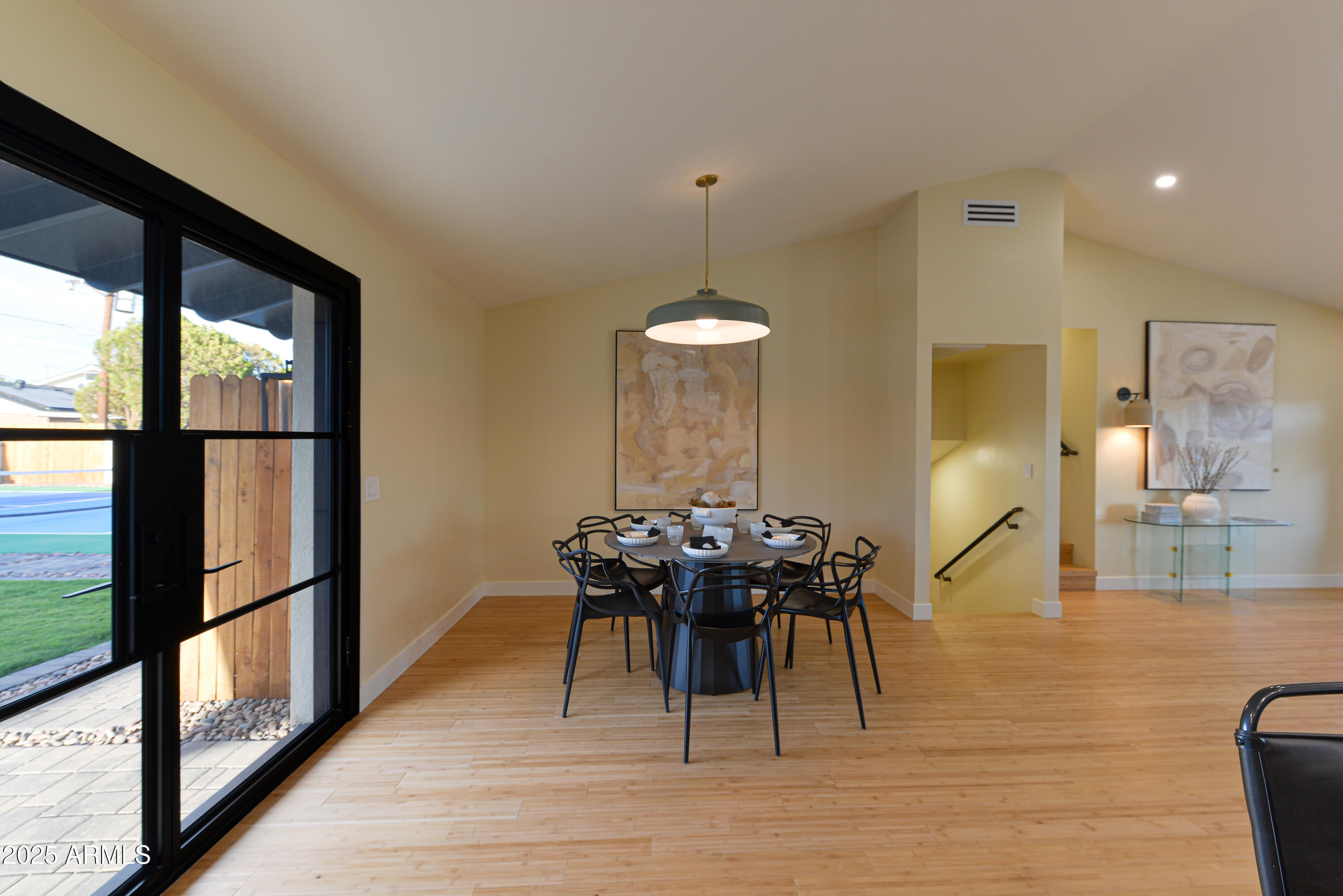 8532 E SAN MIGUEL Avenue