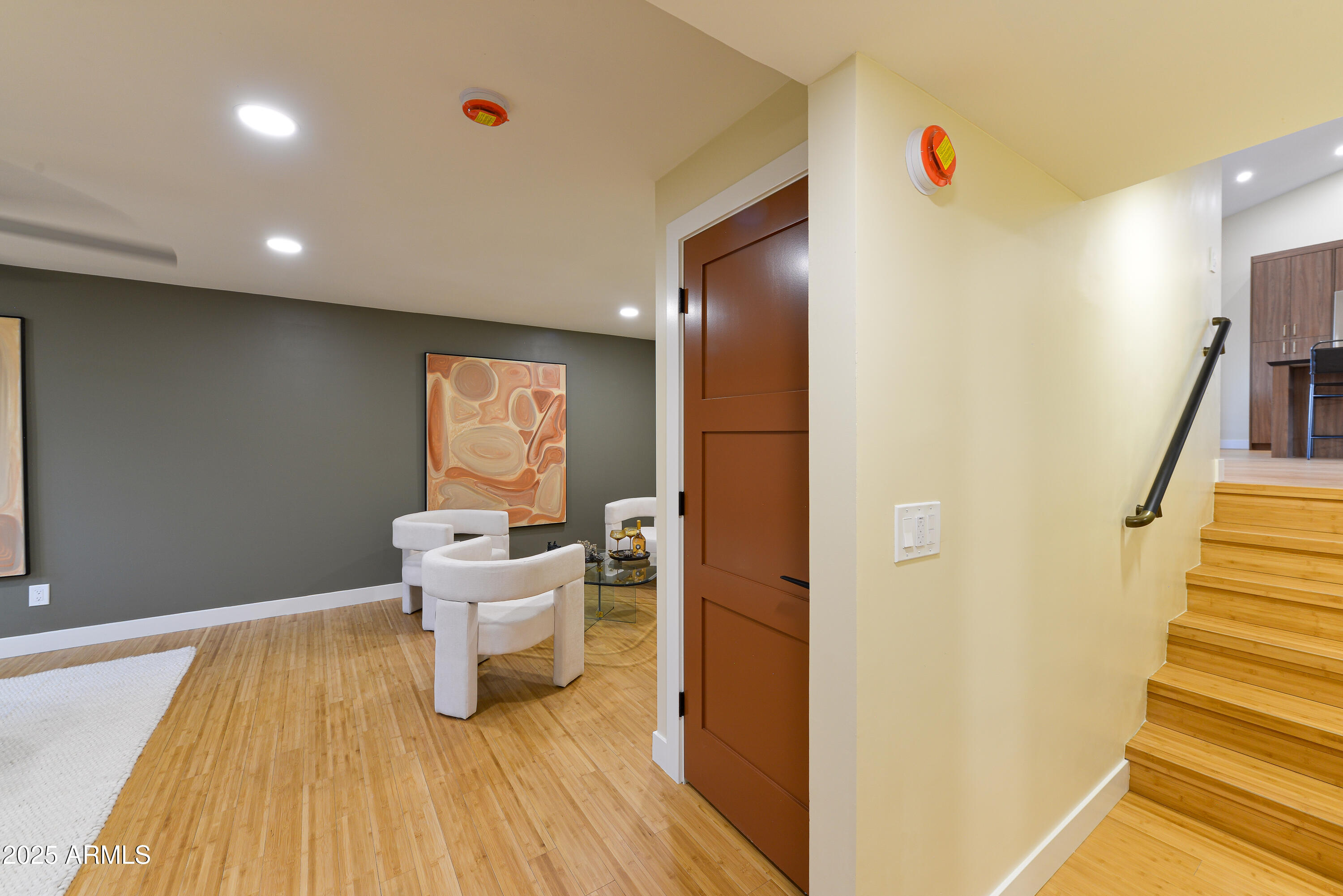 8532 E SAN MIGUEL Avenue