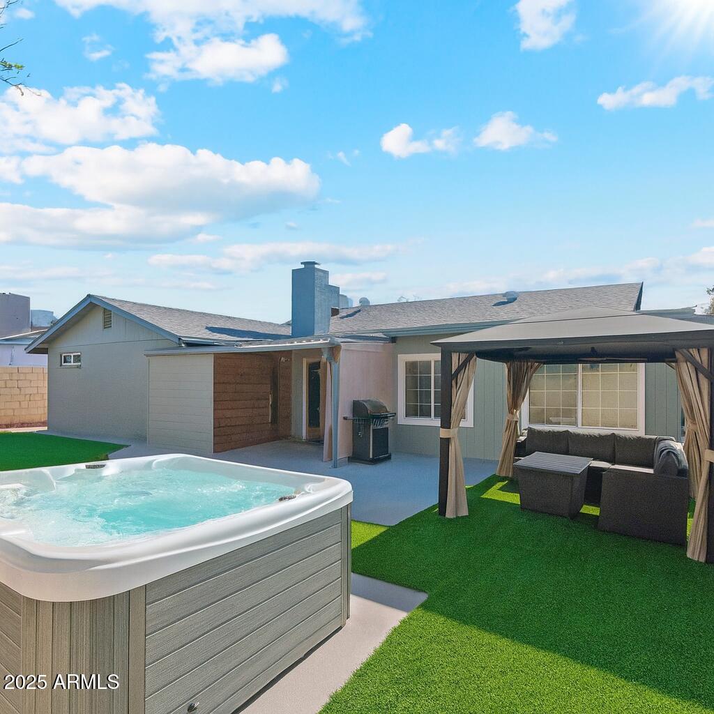 5210 W IRONWOOD Drive