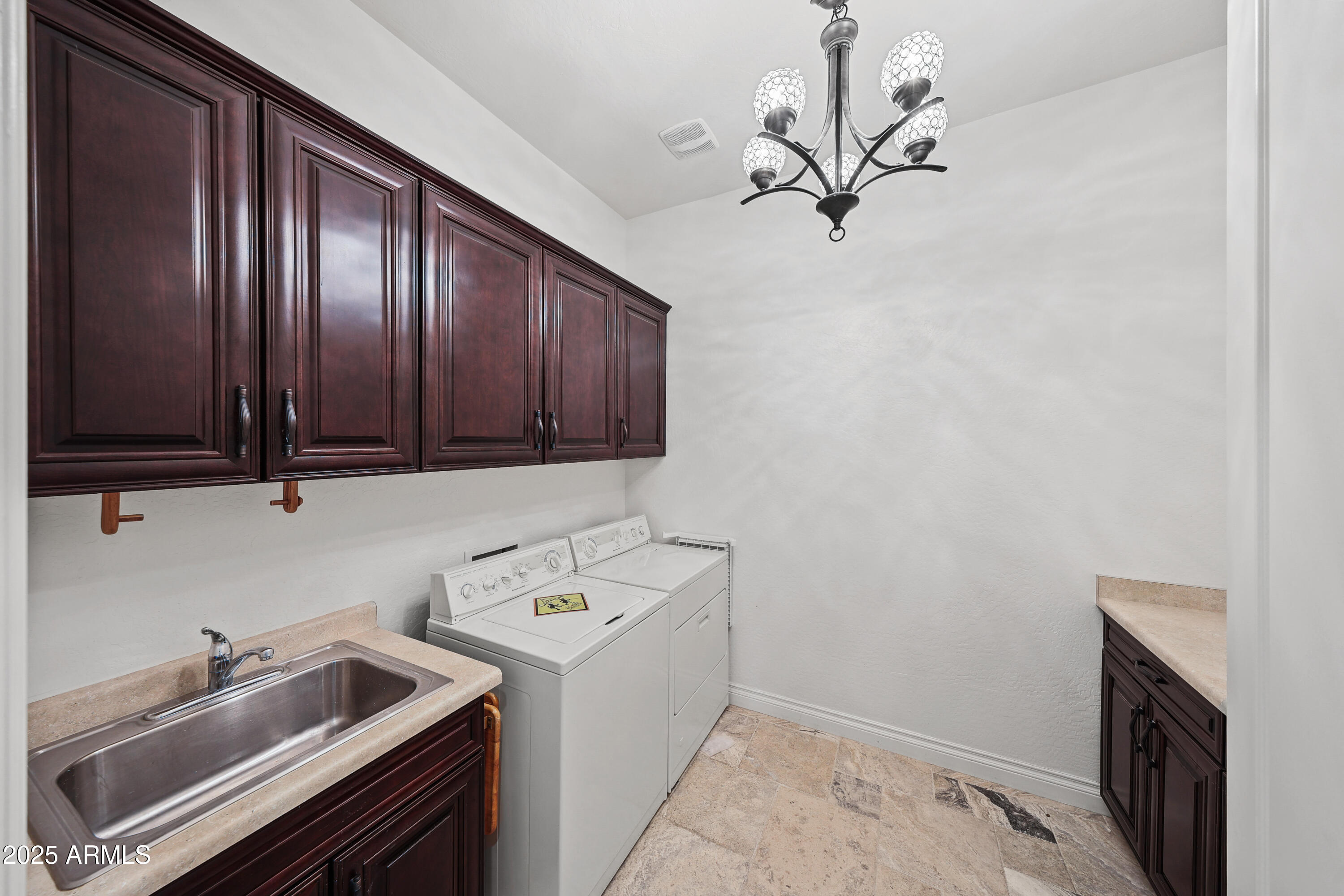 37003 N 109th Way 24