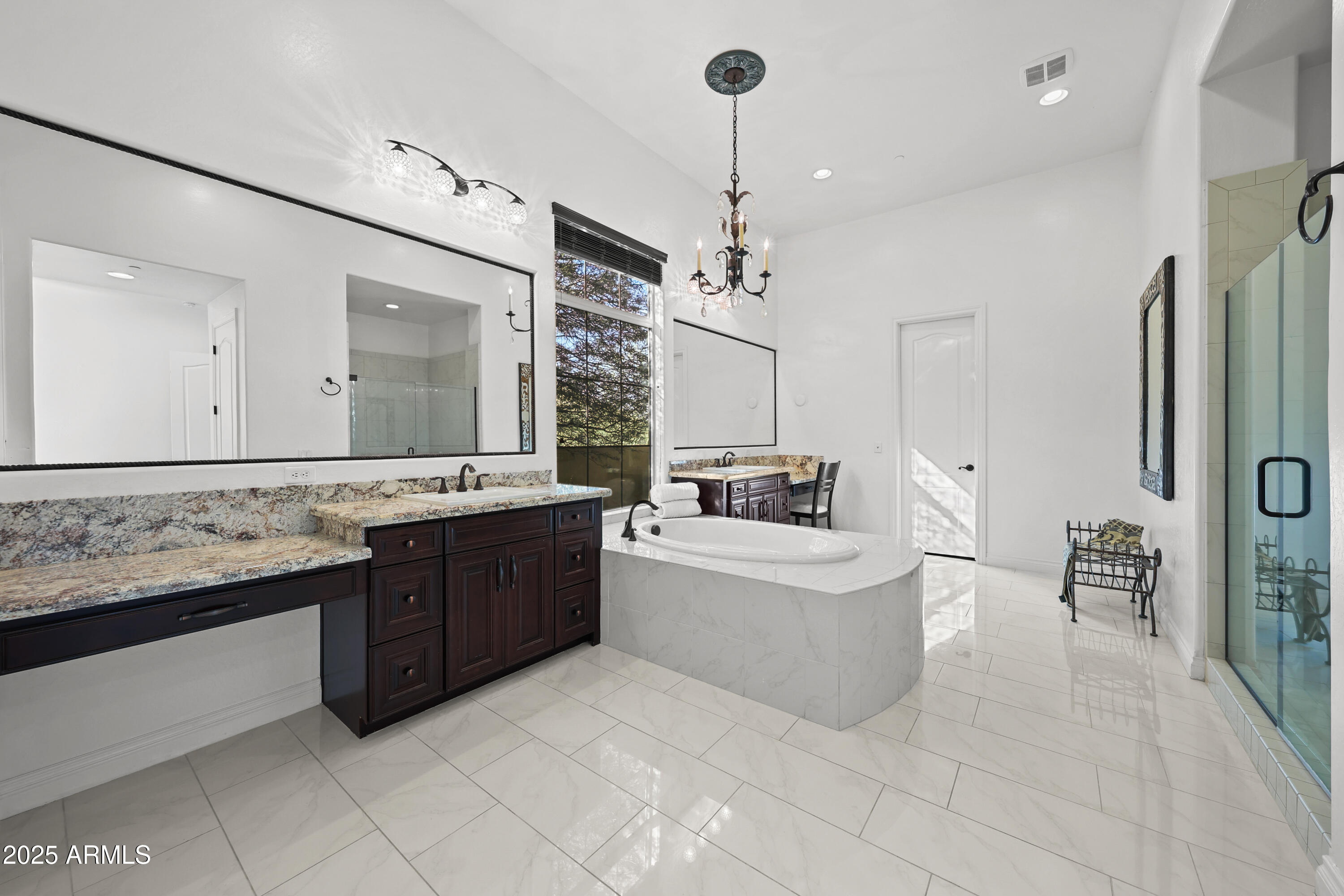 37003 N 109th Way 24