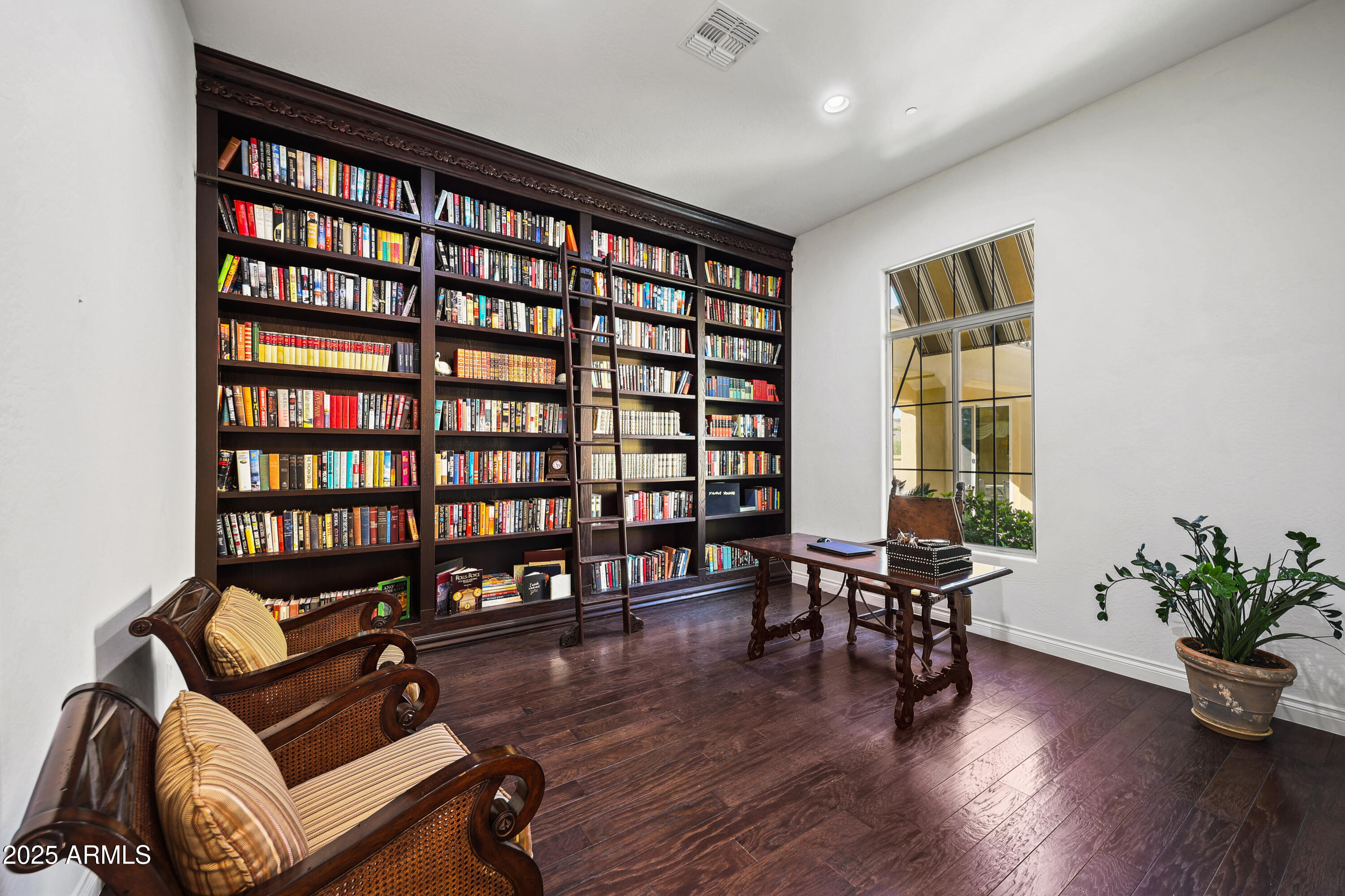 37003 N 109th Way 24