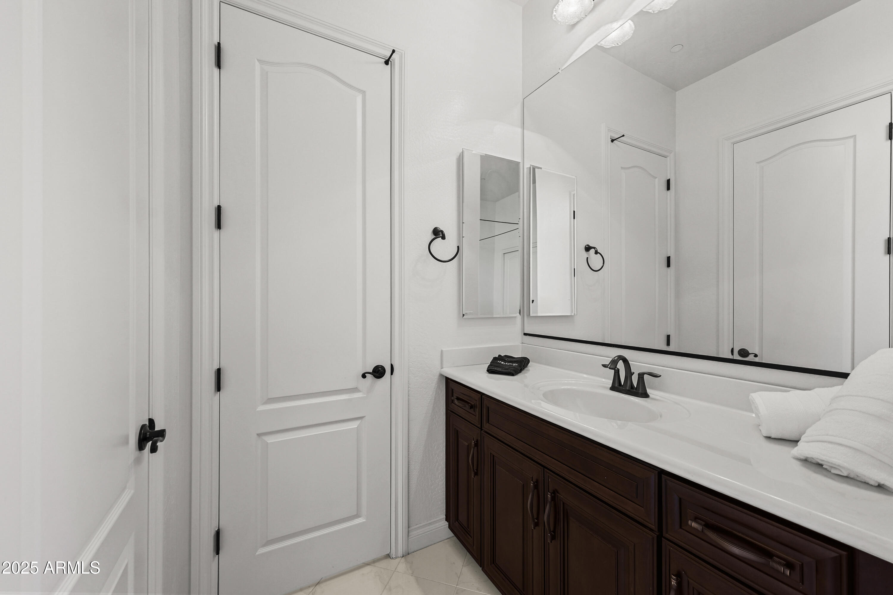 37003 N 109th Way 24