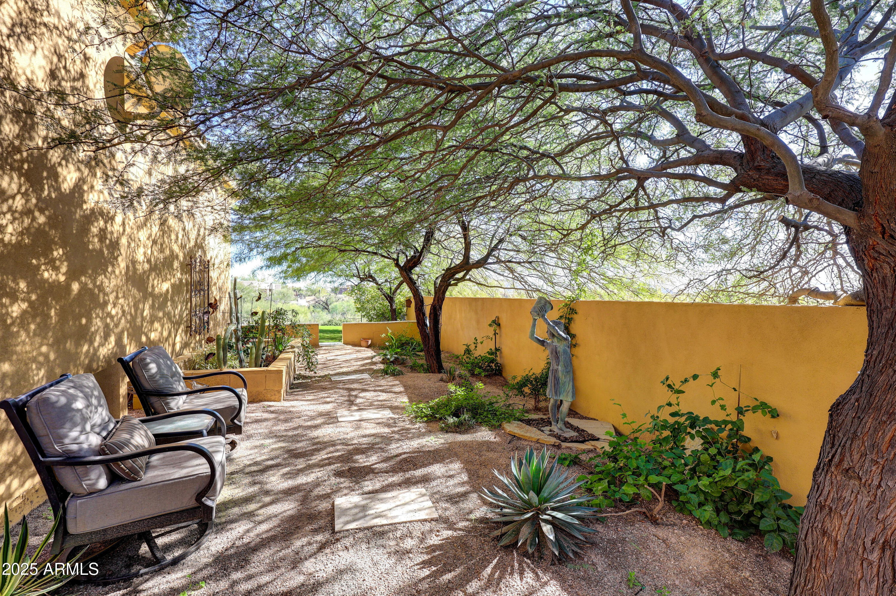 37003 N 109th Way 24