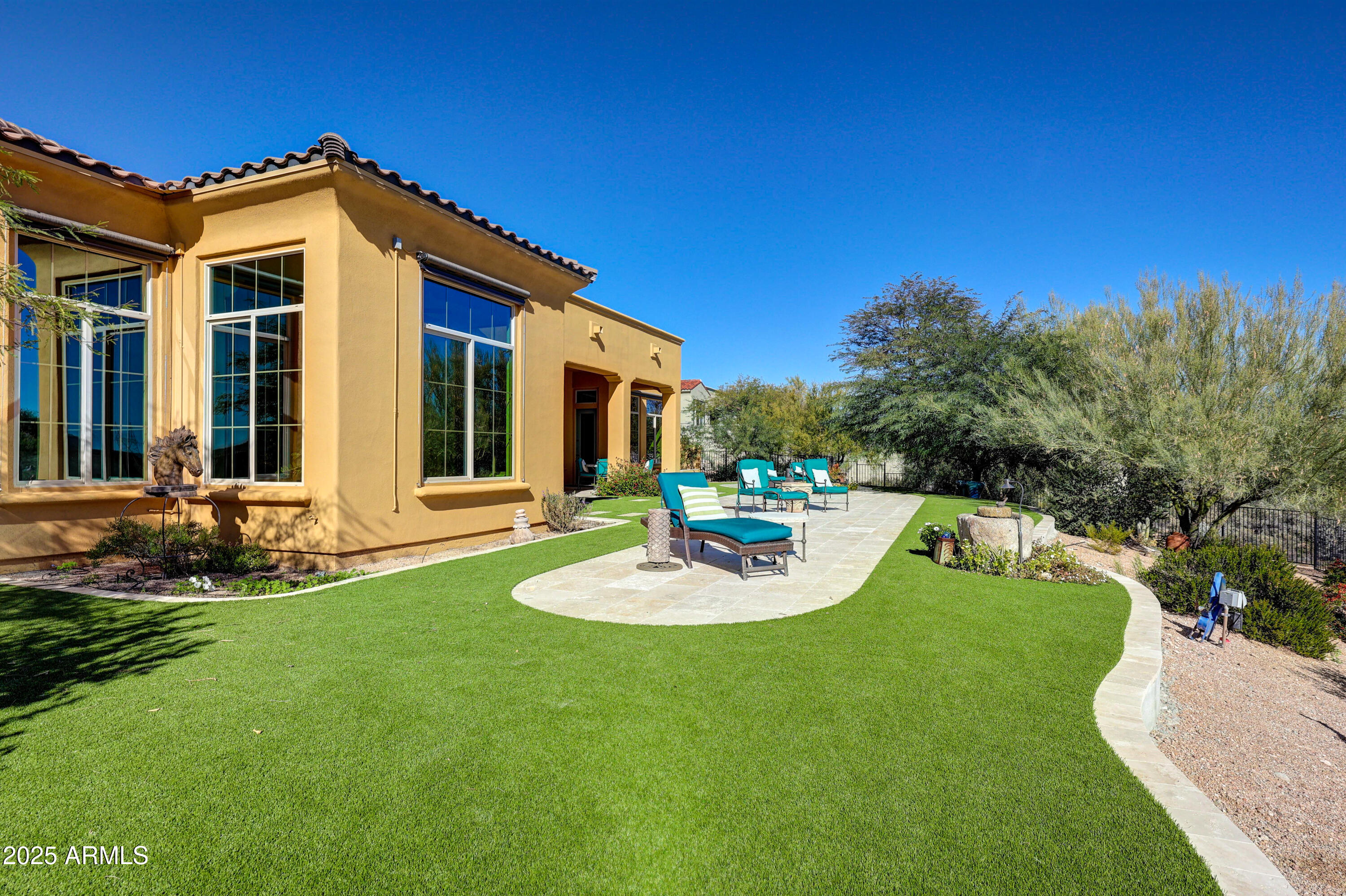 37003 N 109th Way 24