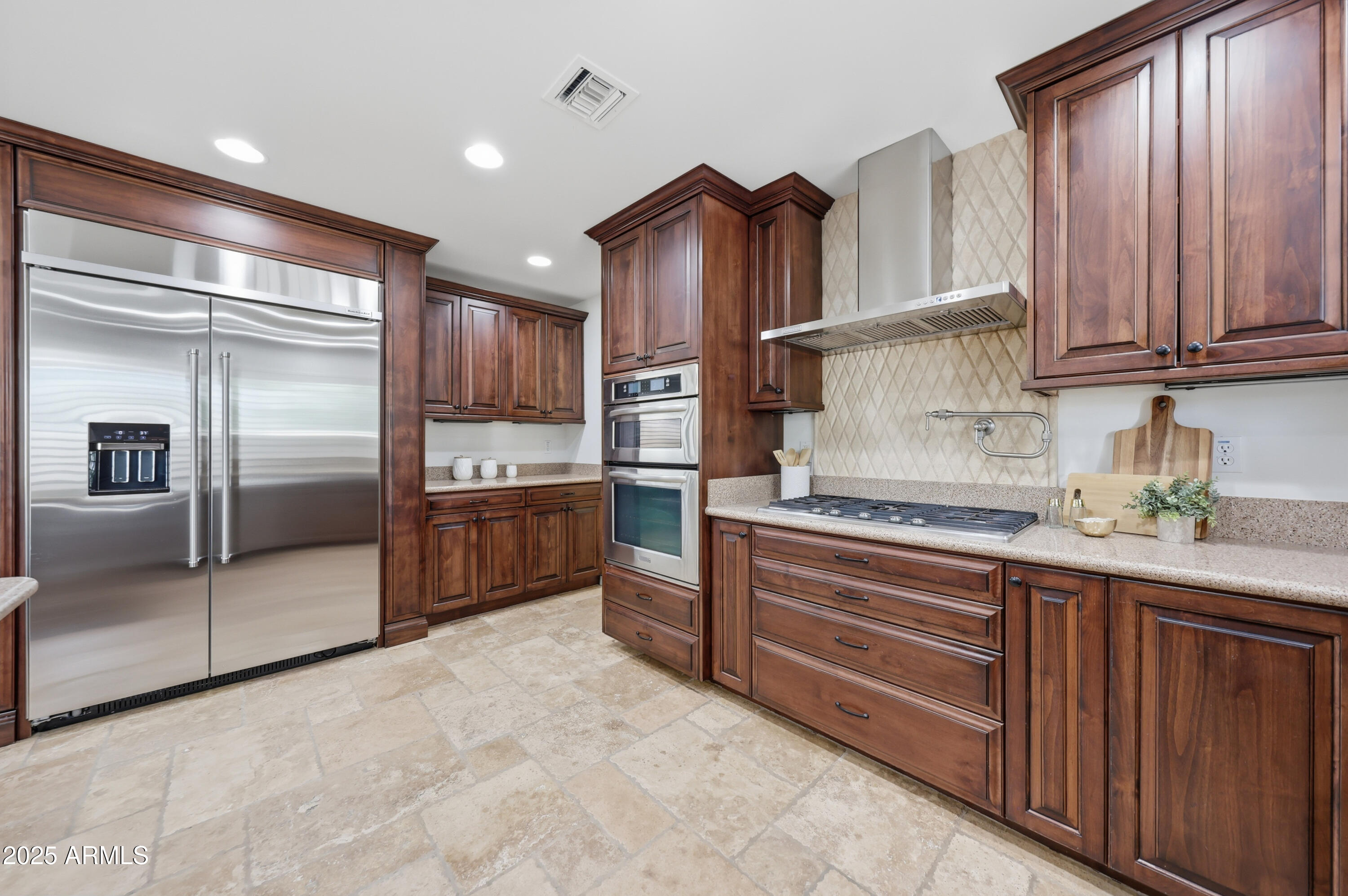 7618 E IRONWOOD Drive