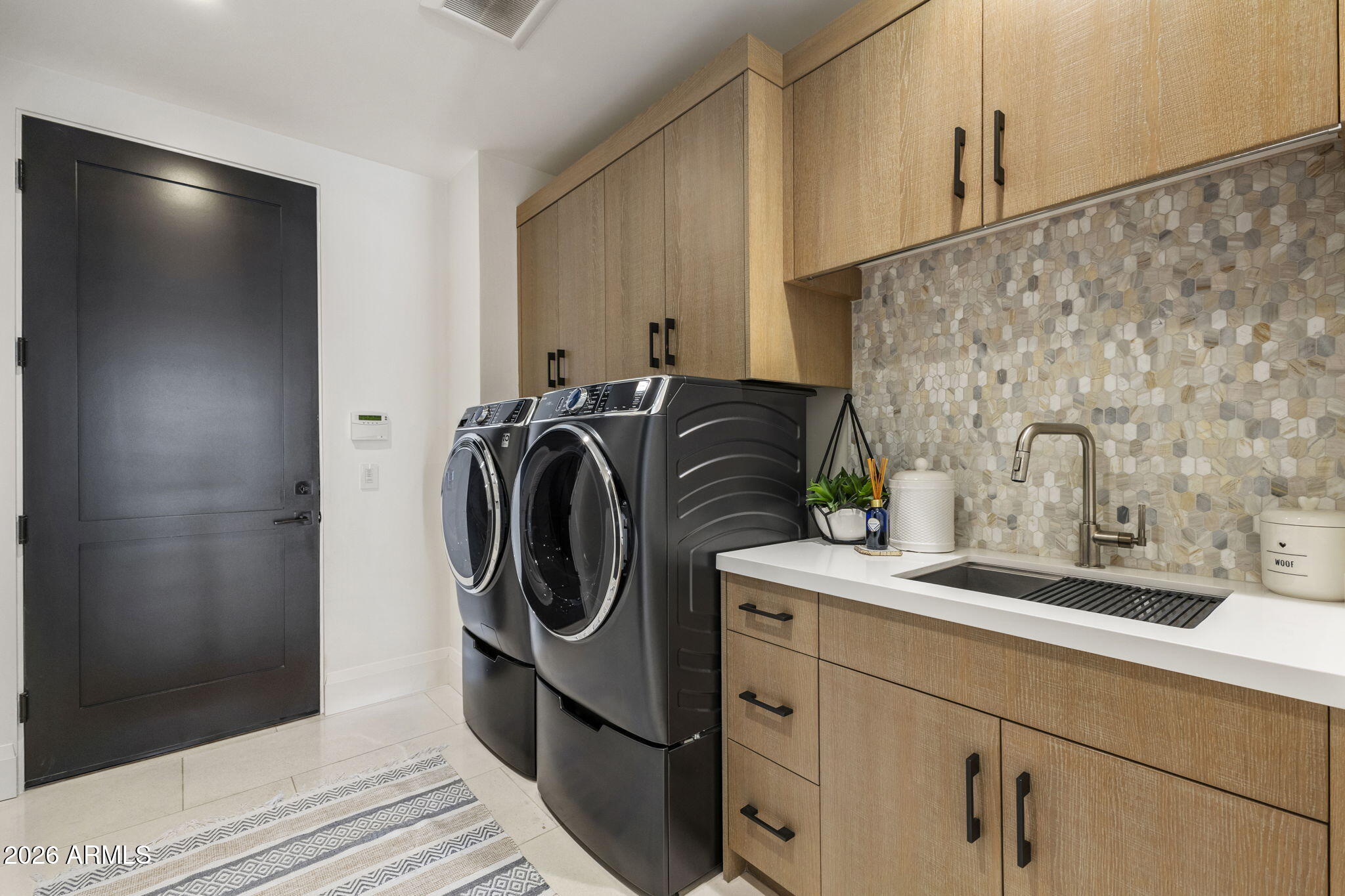 5547 E ARROYO VERDE Drive