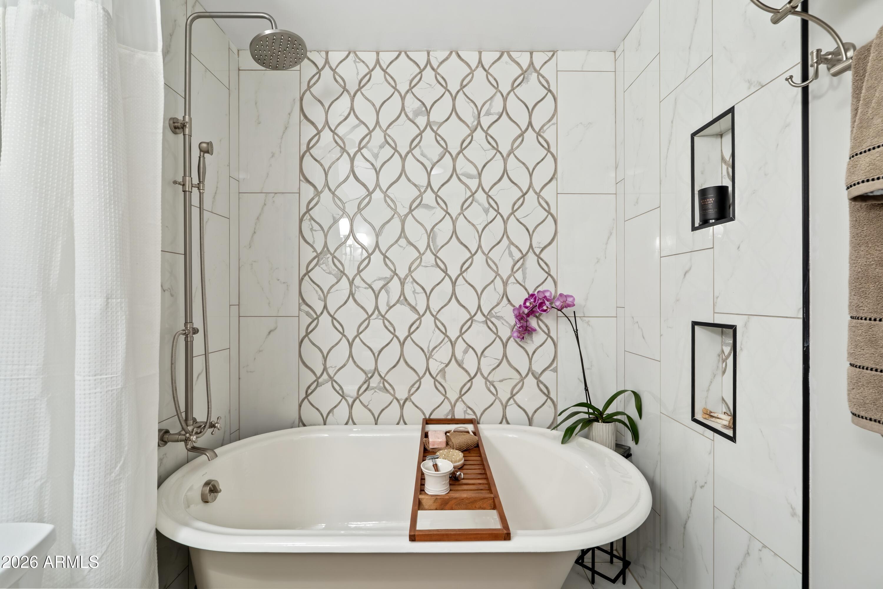 8238 E SAN MIGUEL Avenue