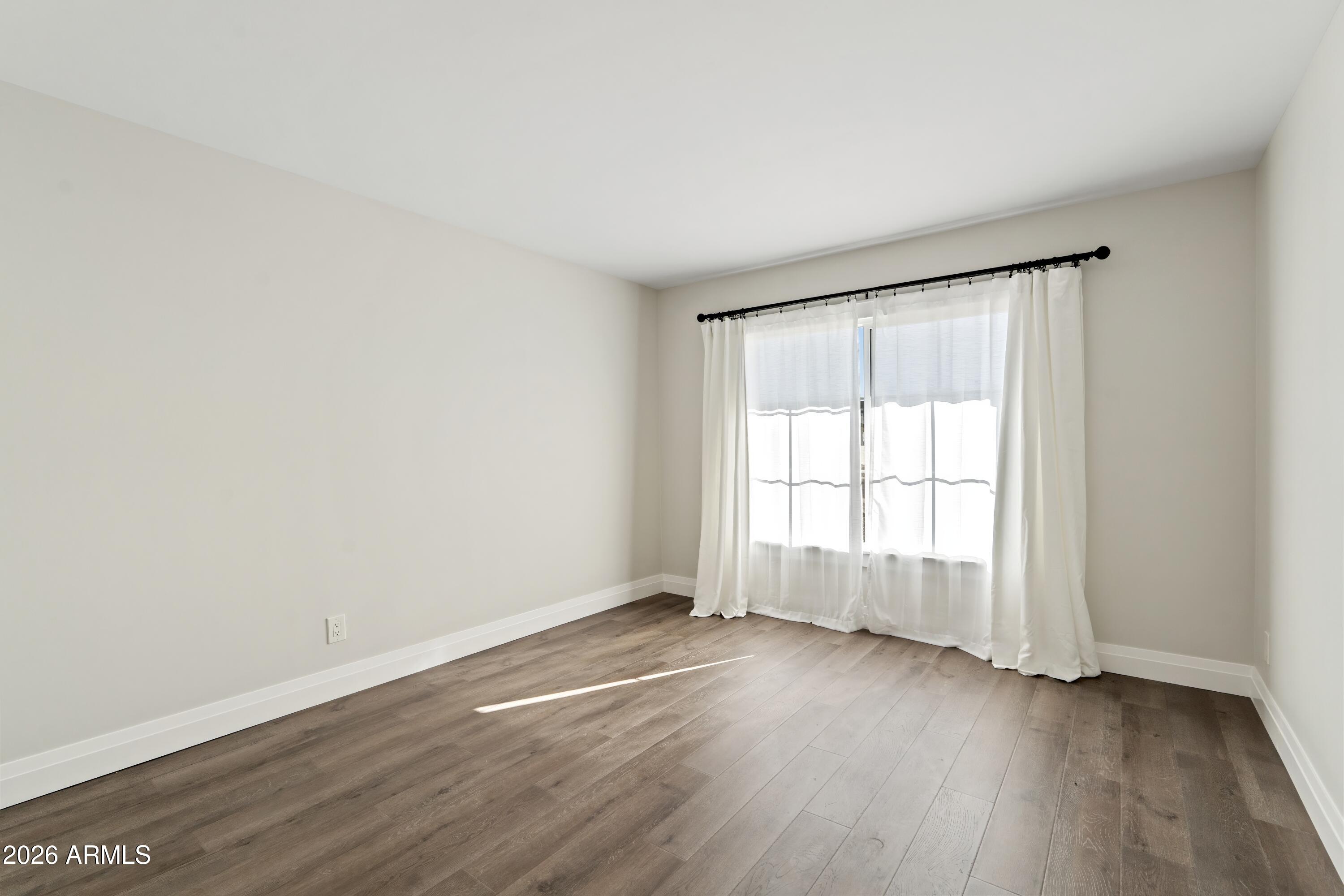 8238 E SAN MIGUEL Avenue