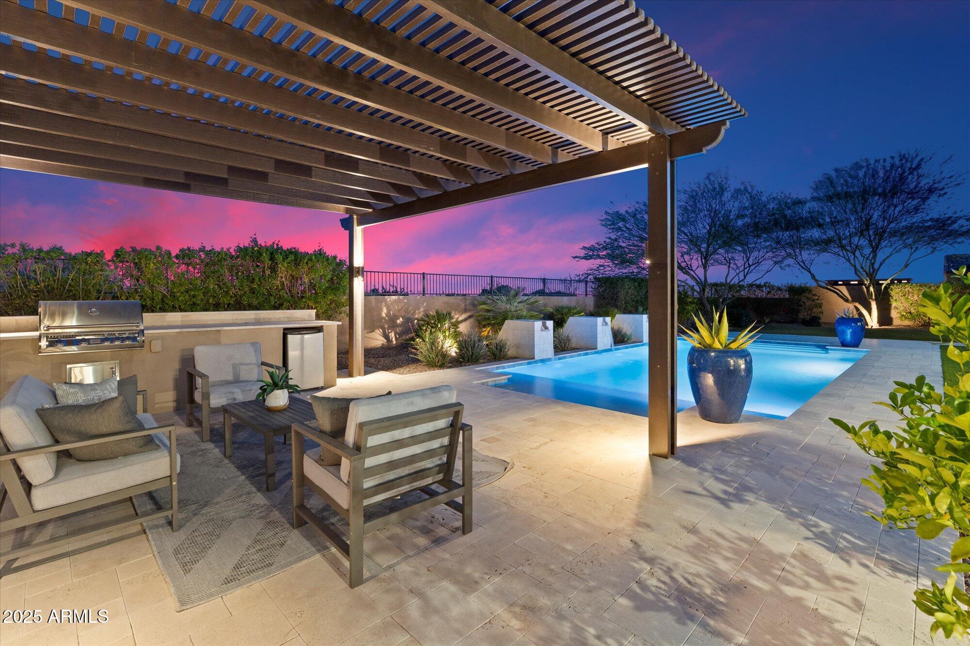 8599 E SAND FLOWER Drive