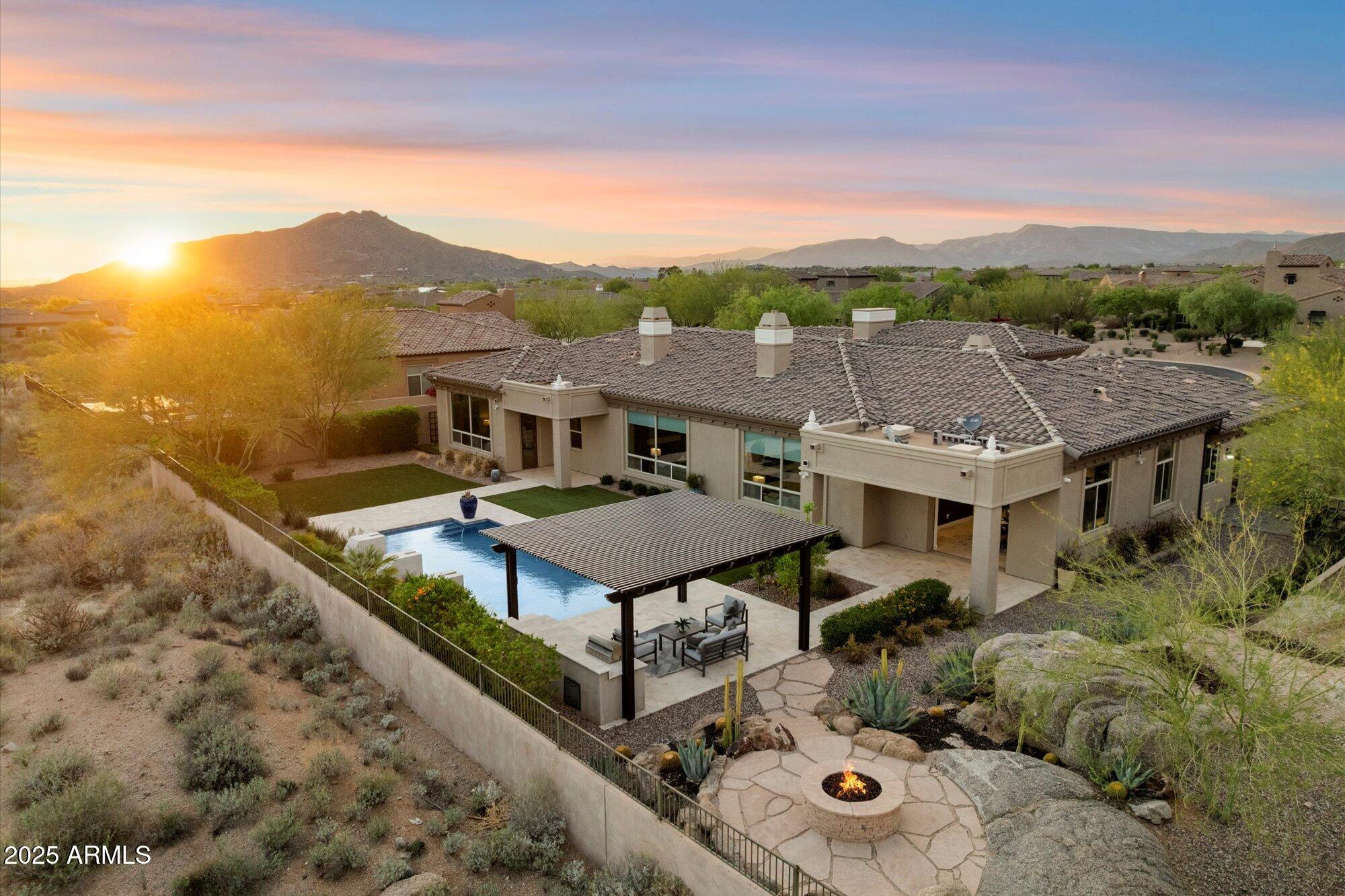 8599 E SAND FLOWER Drive