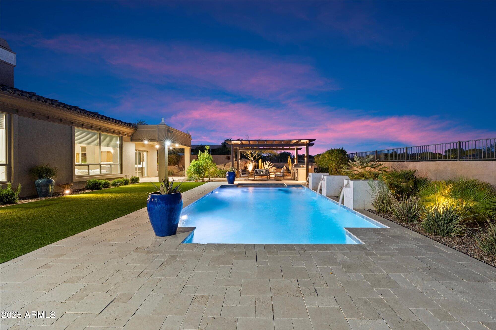 8599 E SAND FLOWER Drive