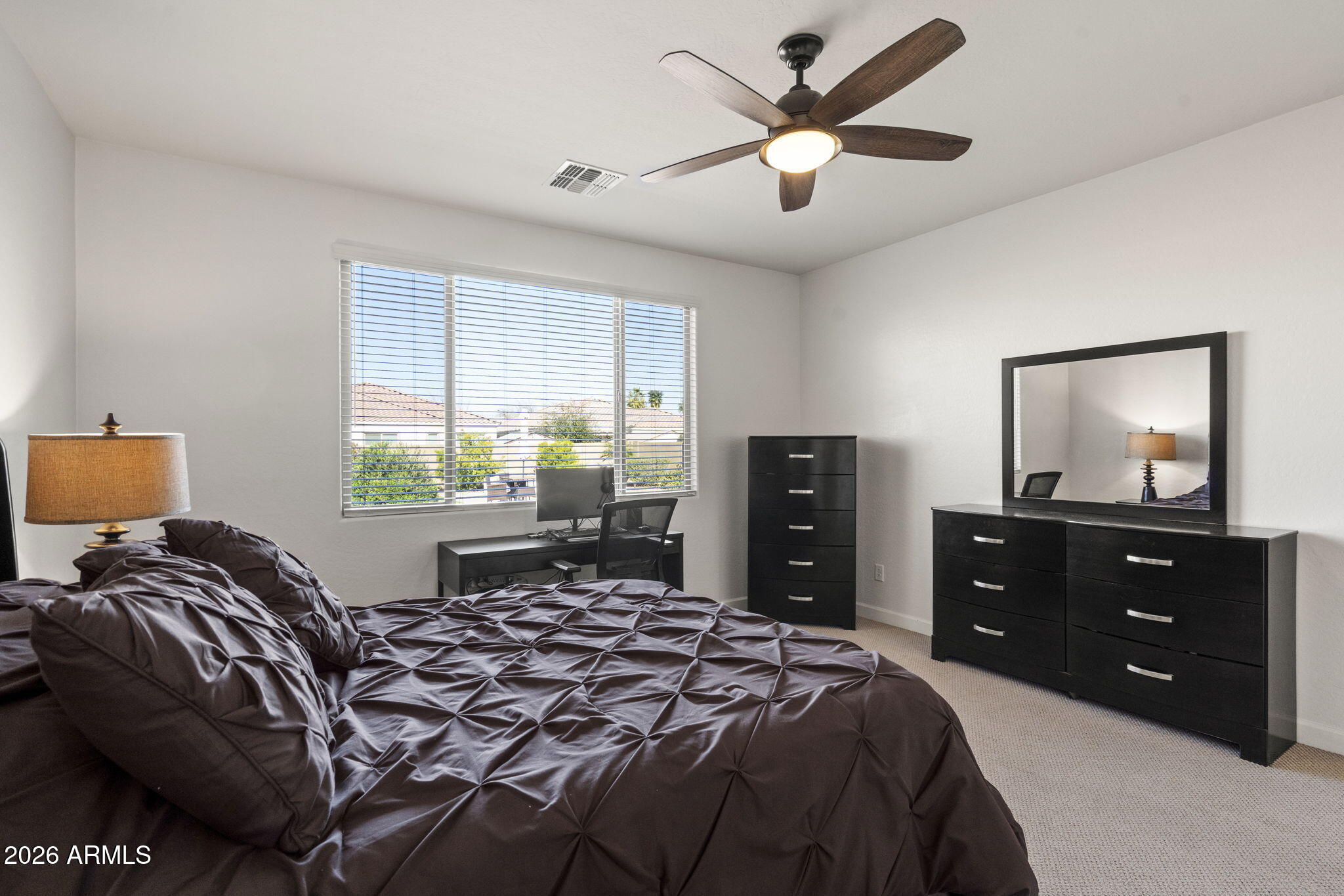 2818 W MINTON Street