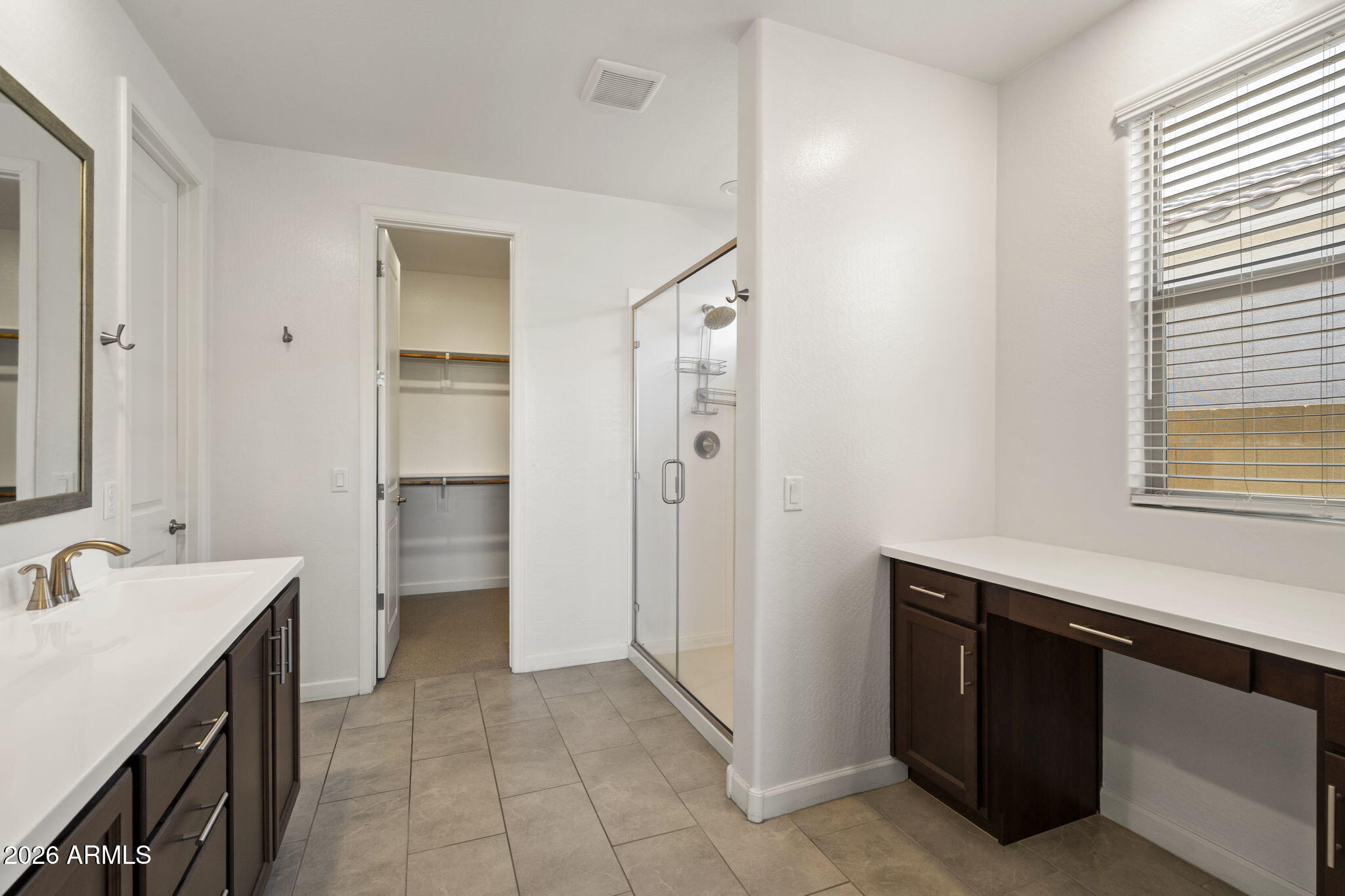 2818 W MINTON Street