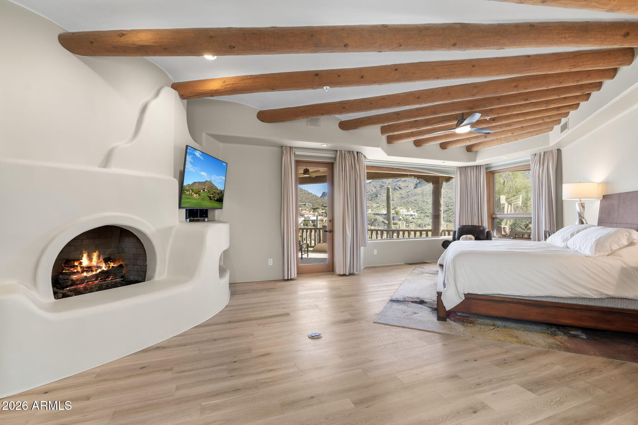 10801 E HAPPY VALLEY Road 114