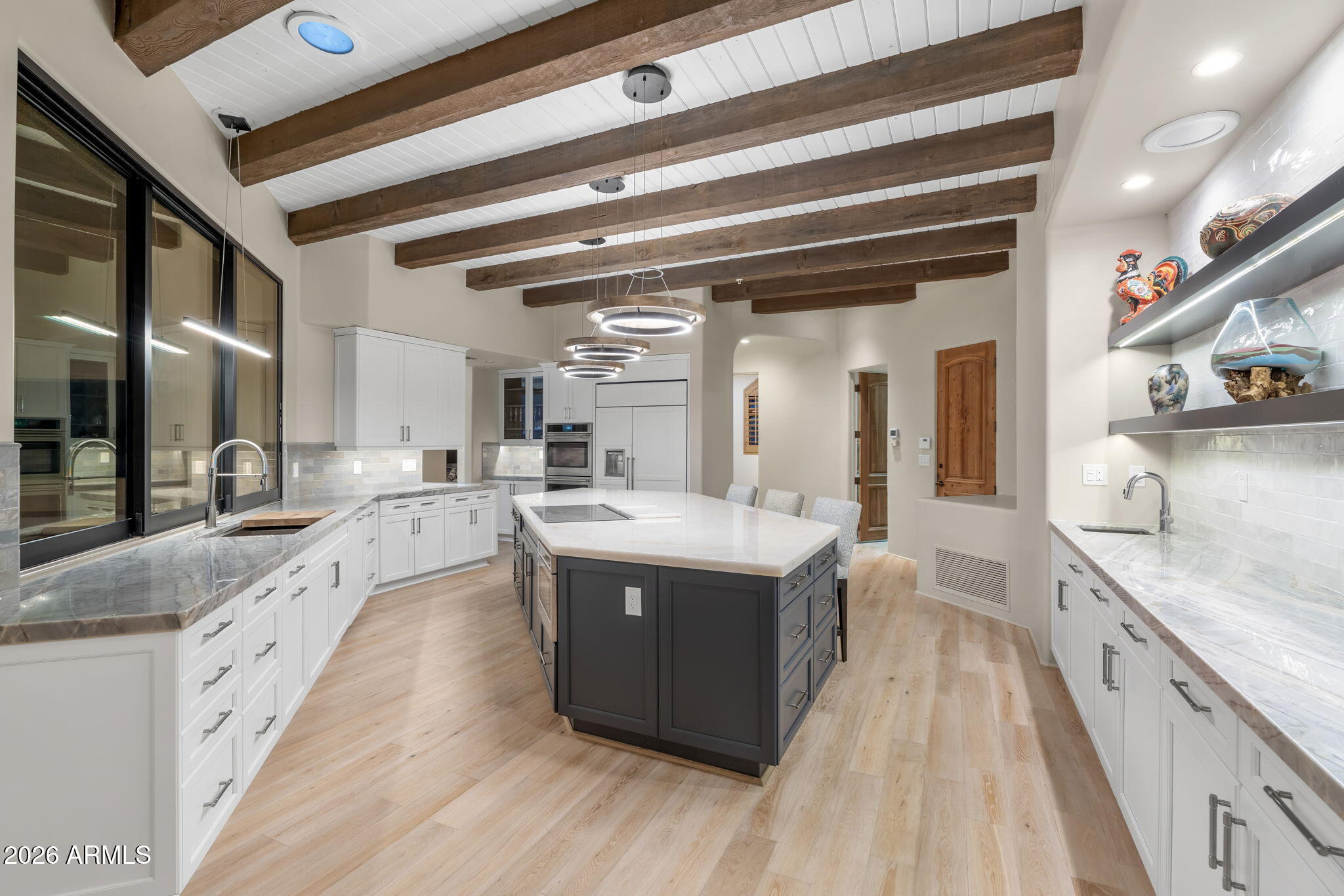 10801 E HAPPY VALLEY Road 114