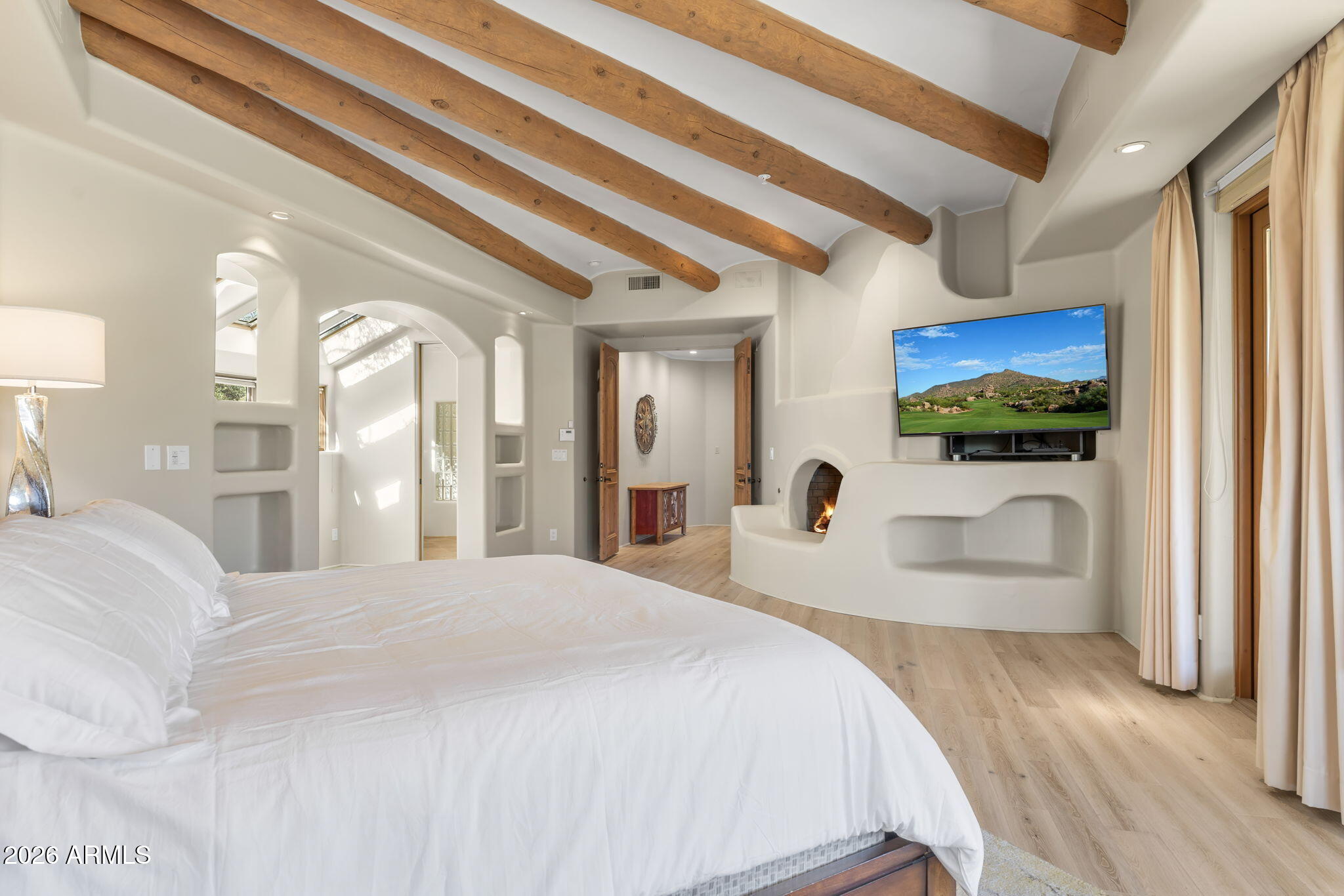 10801 E HAPPY VALLEY Road 114