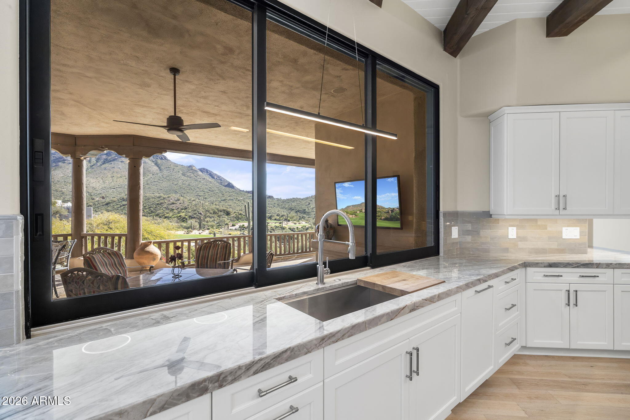 10801 E HAPPY VALLEY Road 114