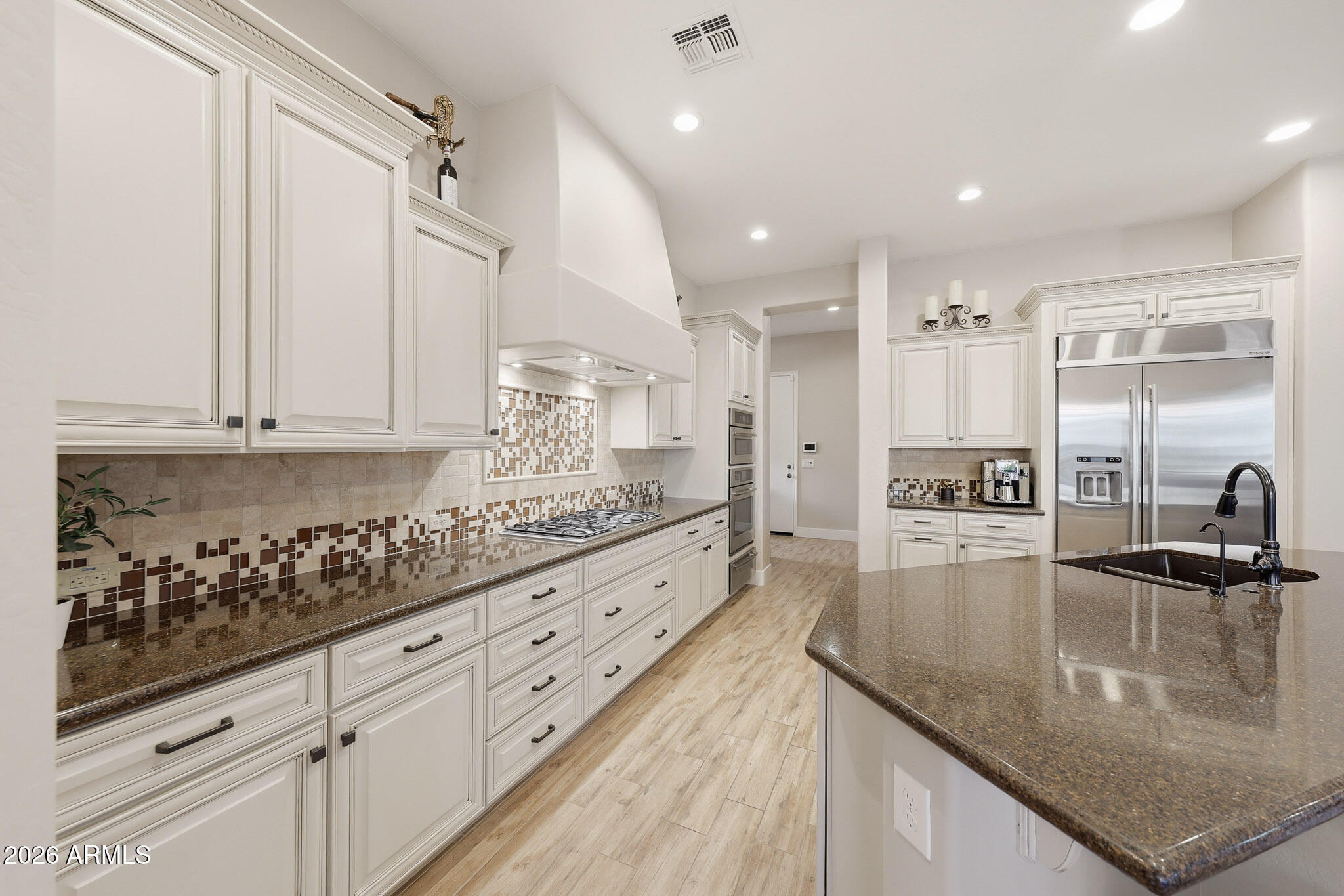 266 E LADDOOS Avenue