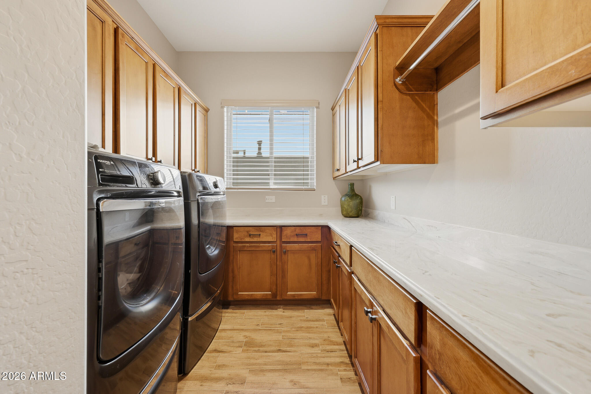 266 E LADDOOS Avenue