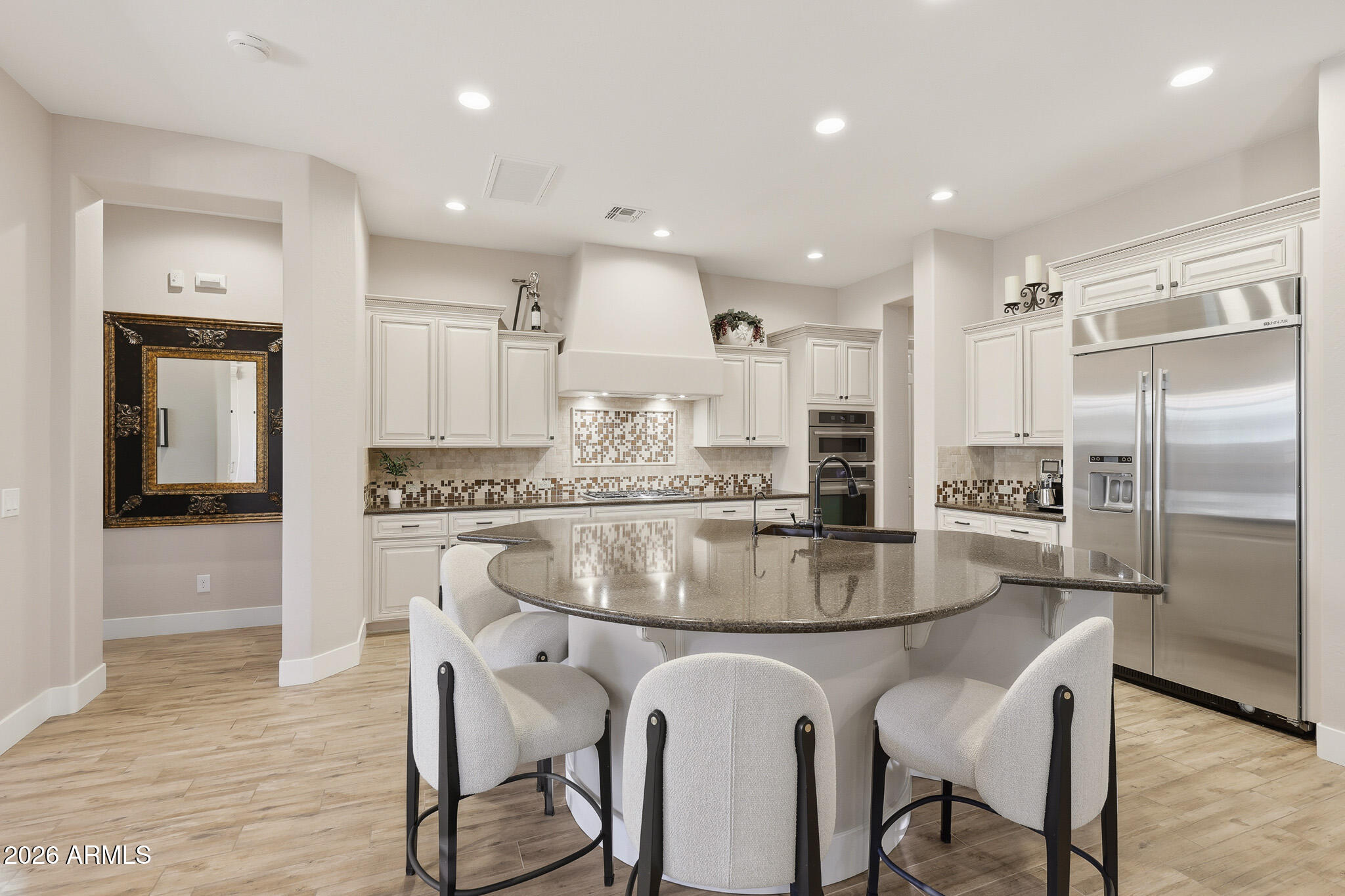 266 E LADDOOS Avenue