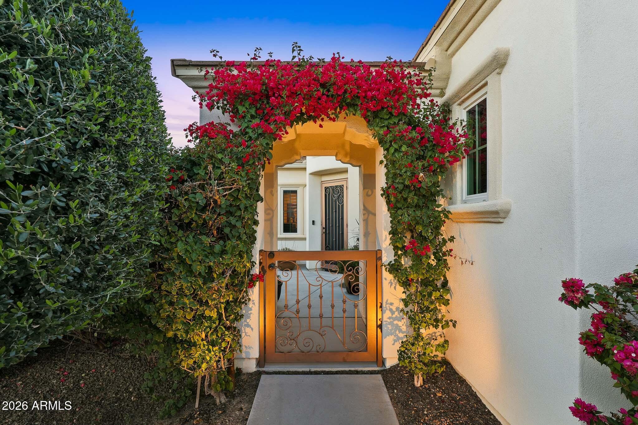 266 E LADDOOS Avenue