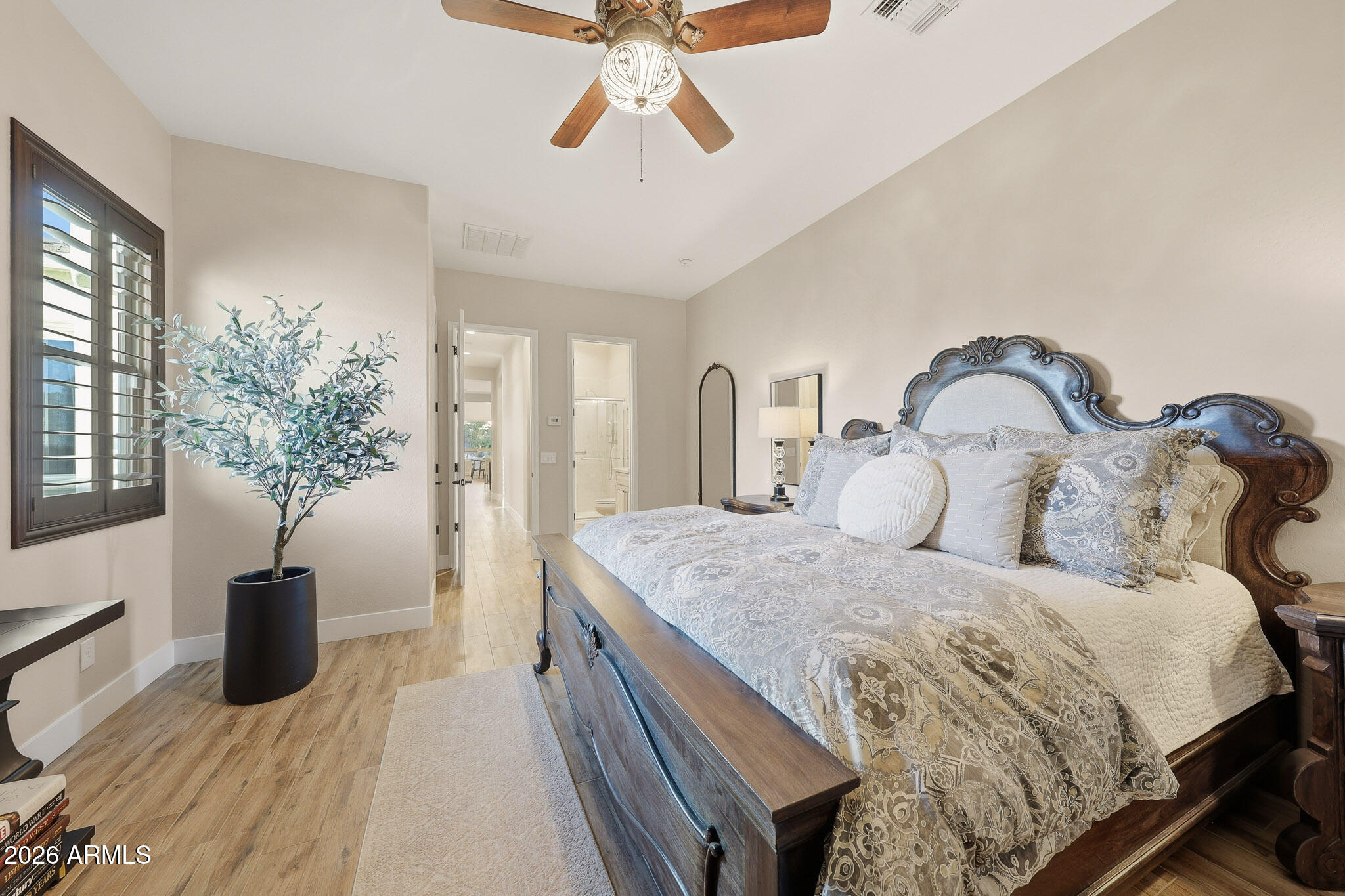 266 E LADDOOS Avenue