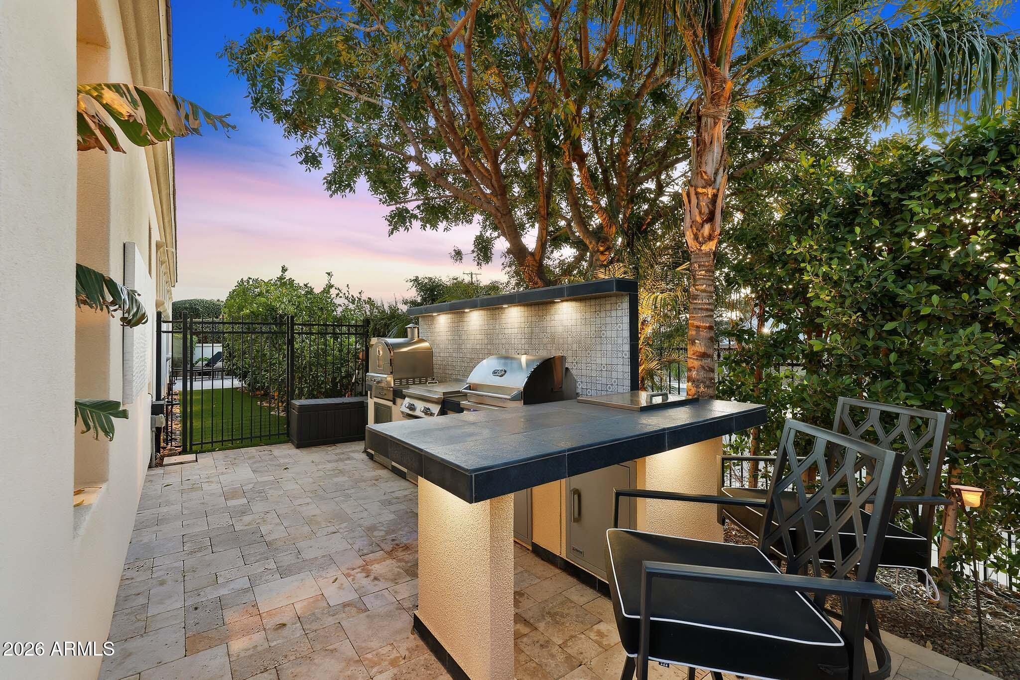 266 E LADDOOS Avenue