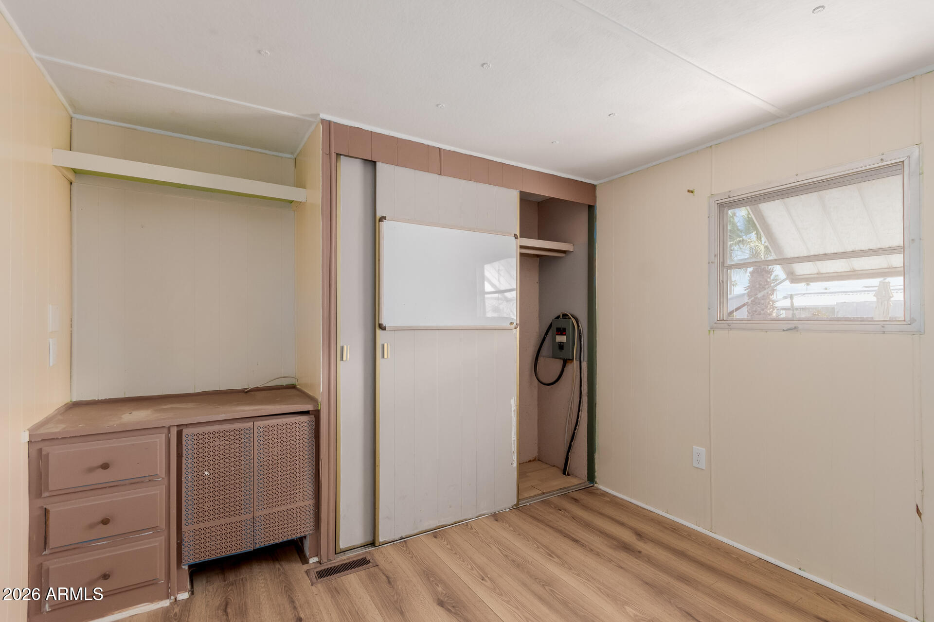 2434 E Main Street 123