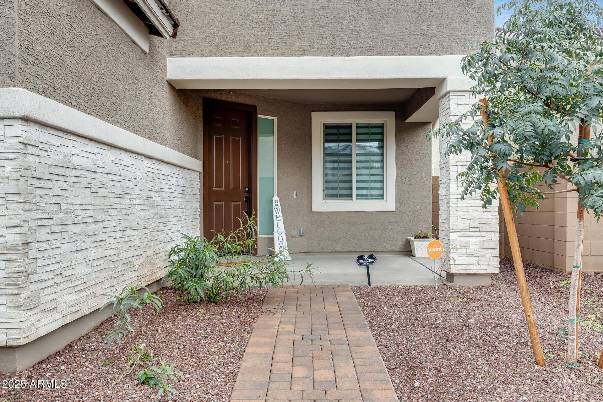 17635 W Red Fox Road