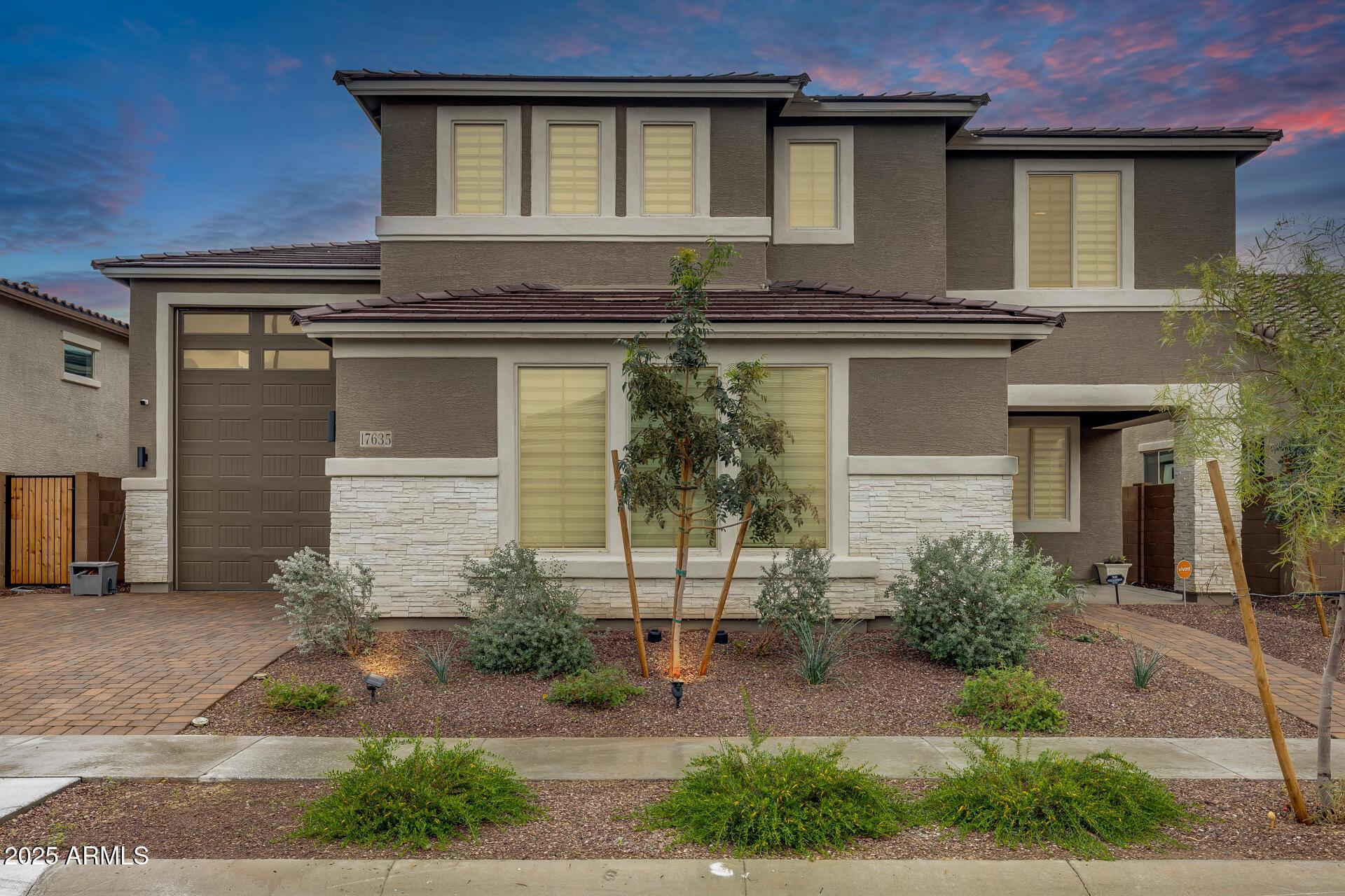 17635 W Red Fox Road