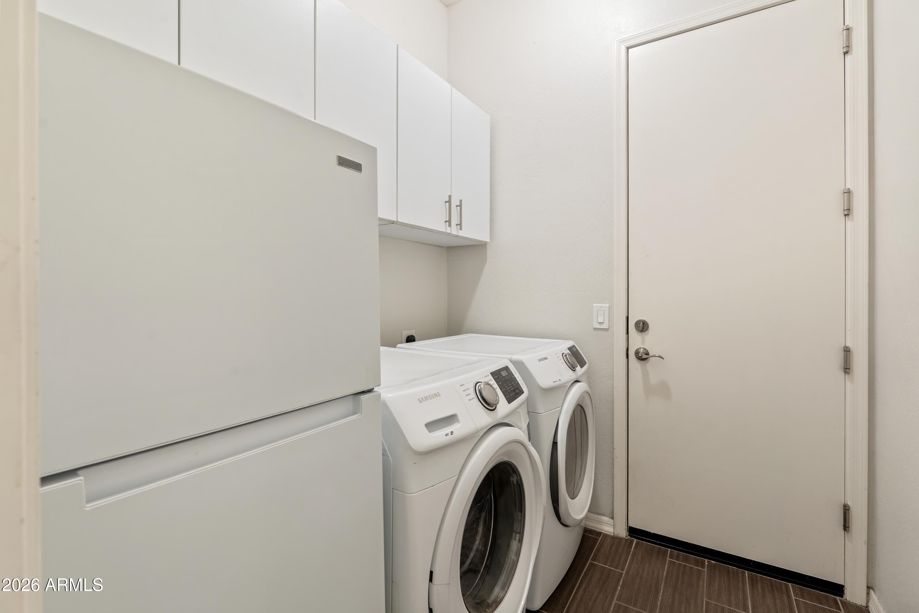 2120 E Geronimo Street