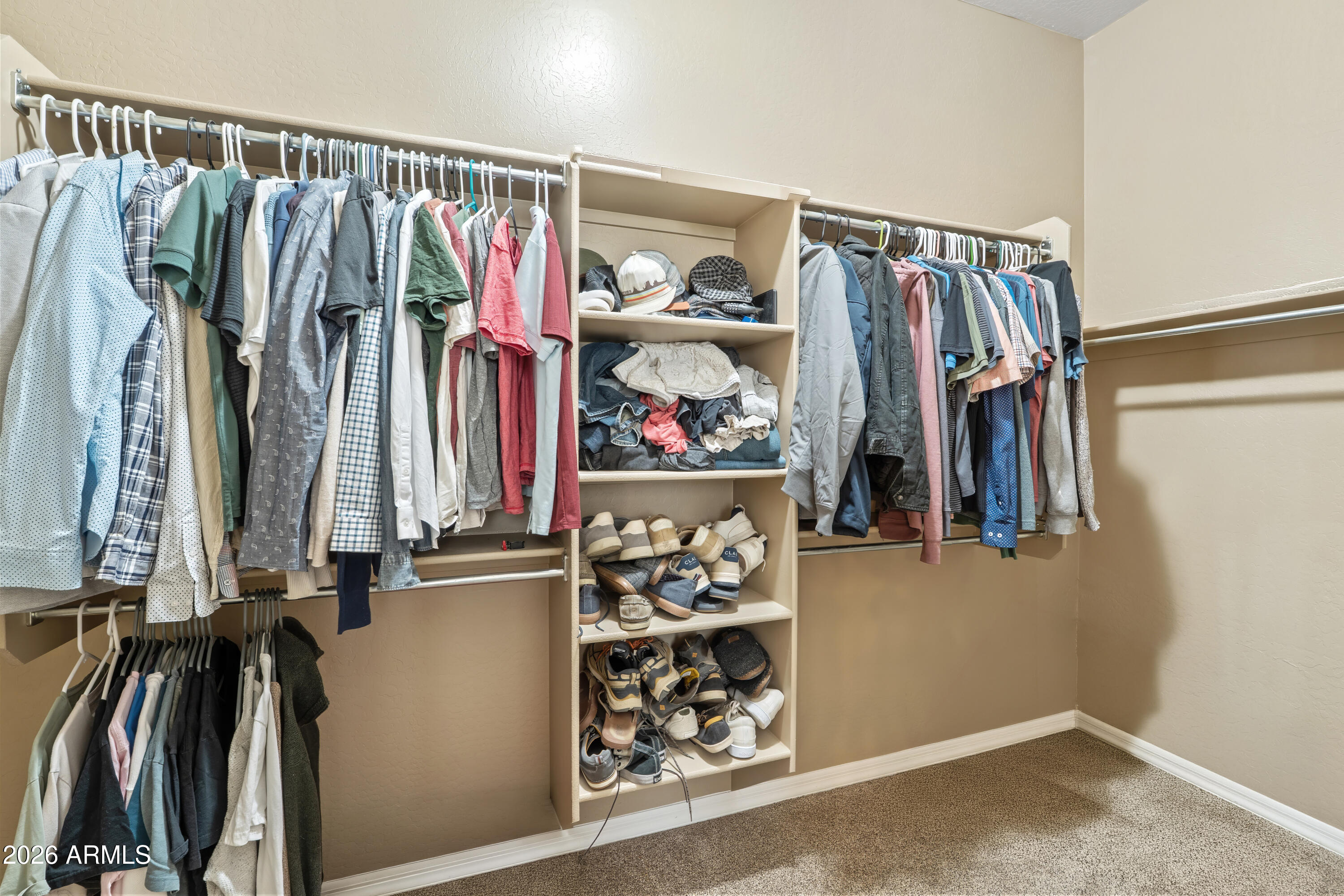 2120 E Geronimo Street