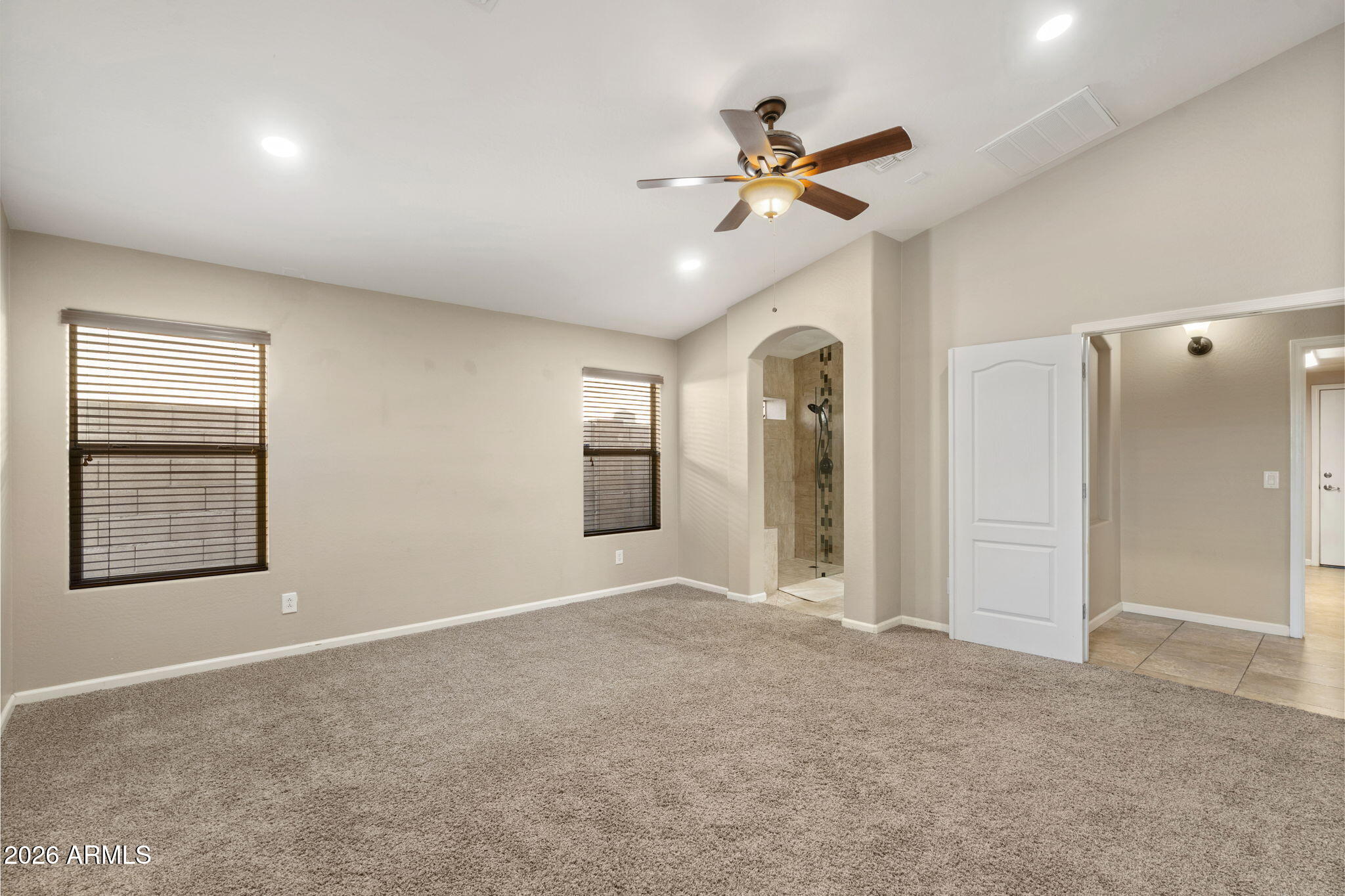 2934 E QUIET HOLLOW Lane