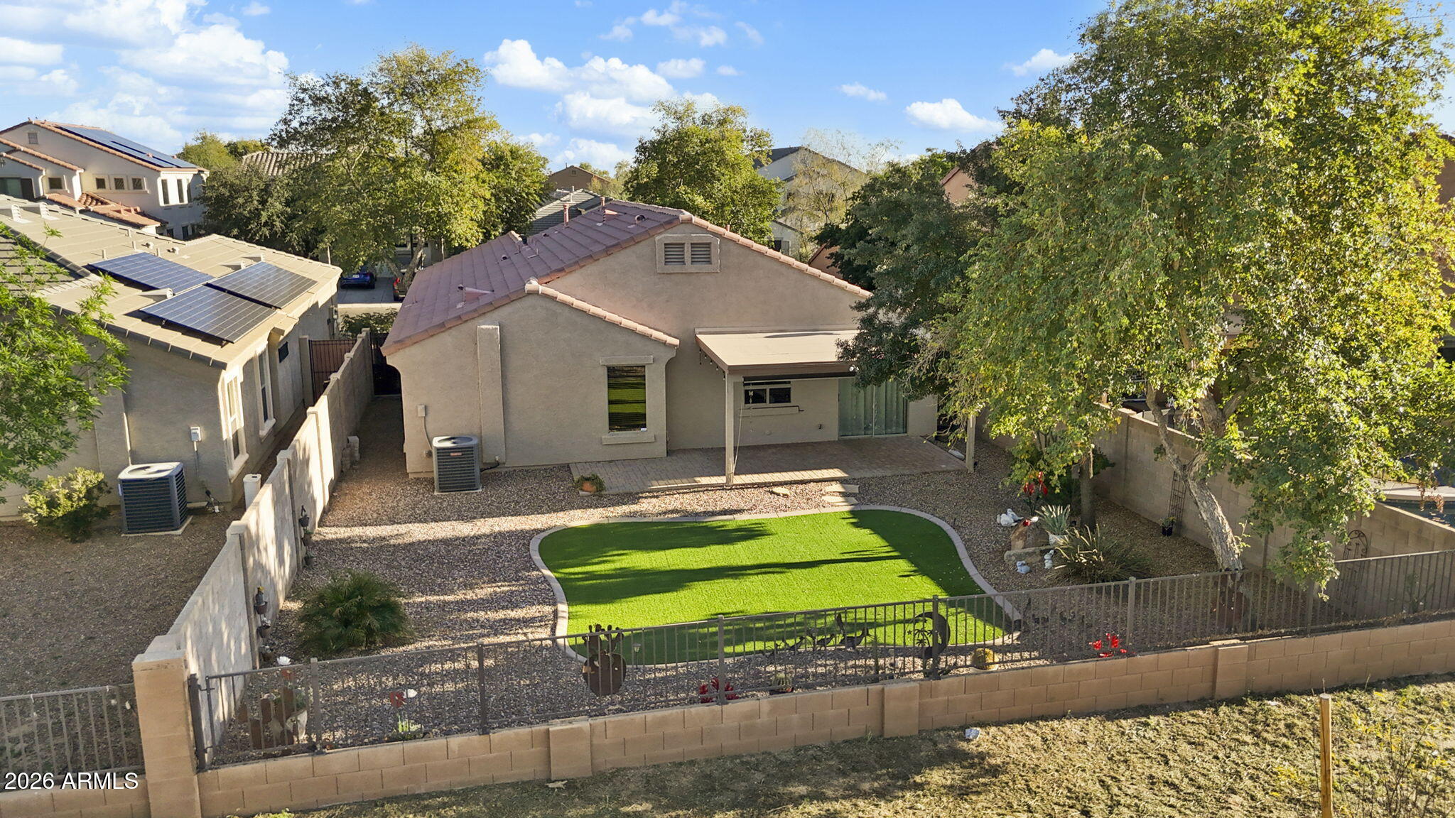 2934 E QUIET HOLLOW Lane