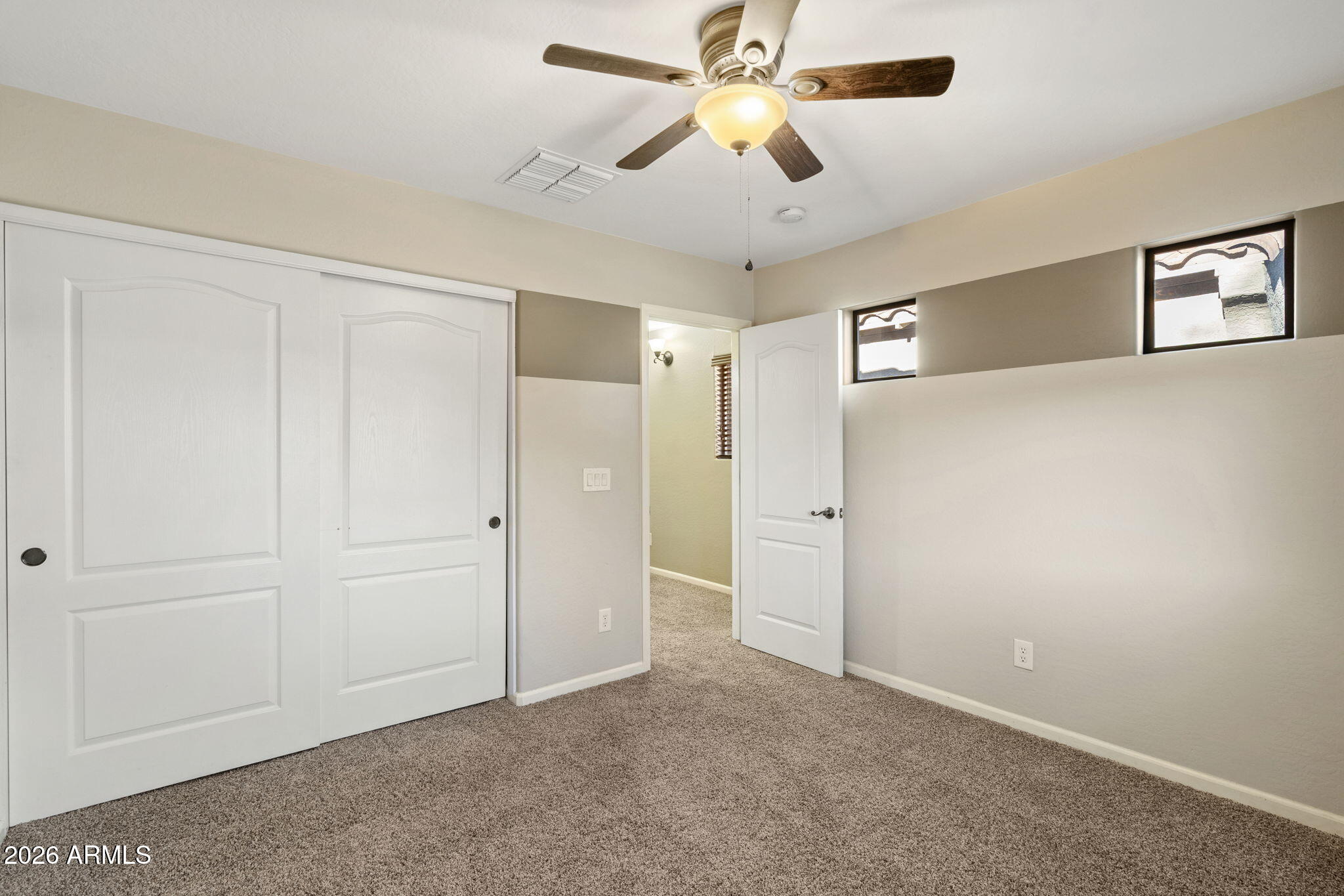 2934 E QUIET HOLLOW Lane