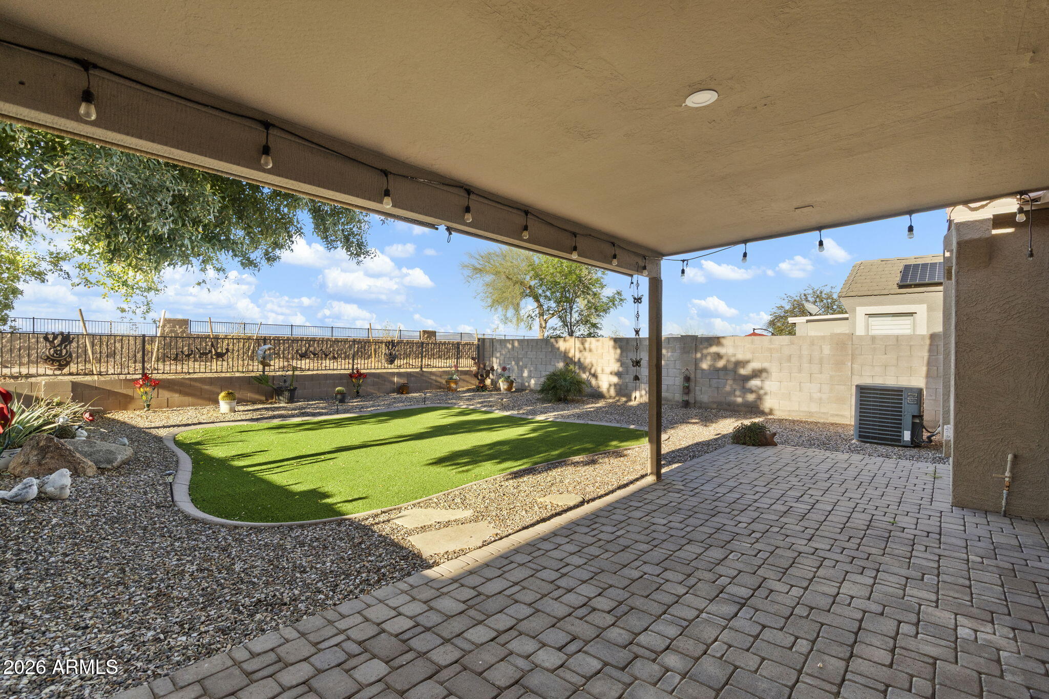 2934 E QUIET HOLLOW Lane