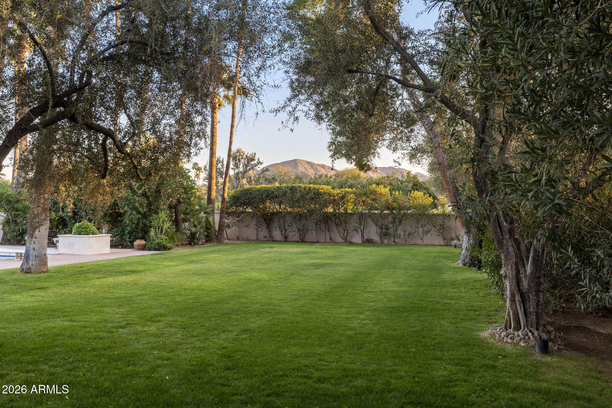 5225 E TURQUOISE Avenue