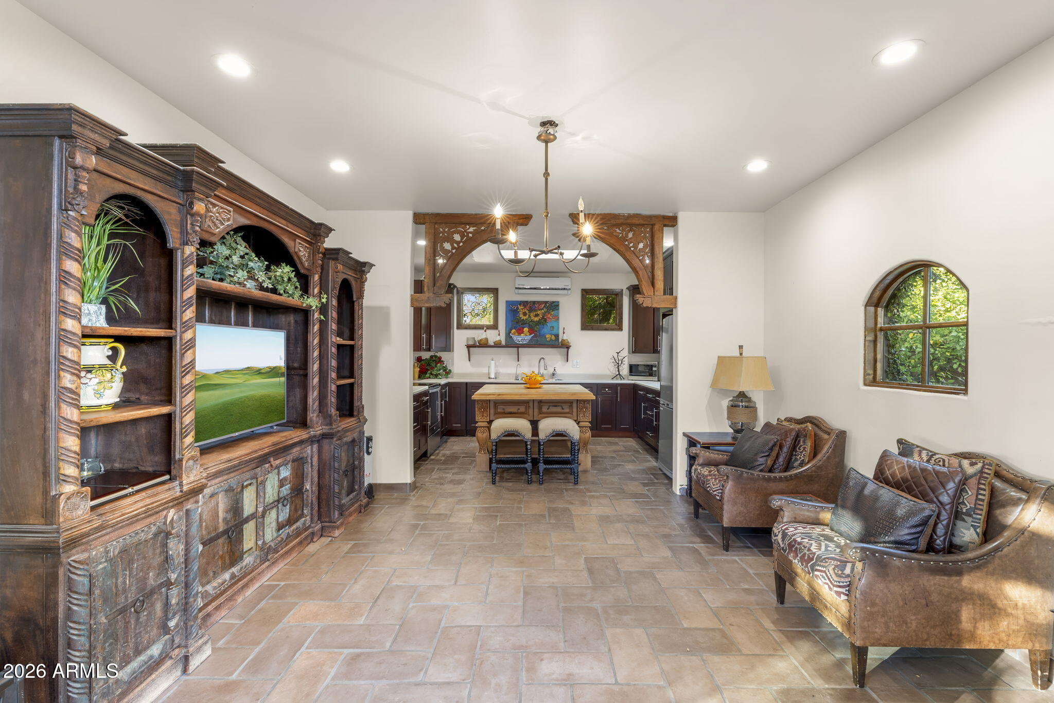 8449 E DIXILETA Drive