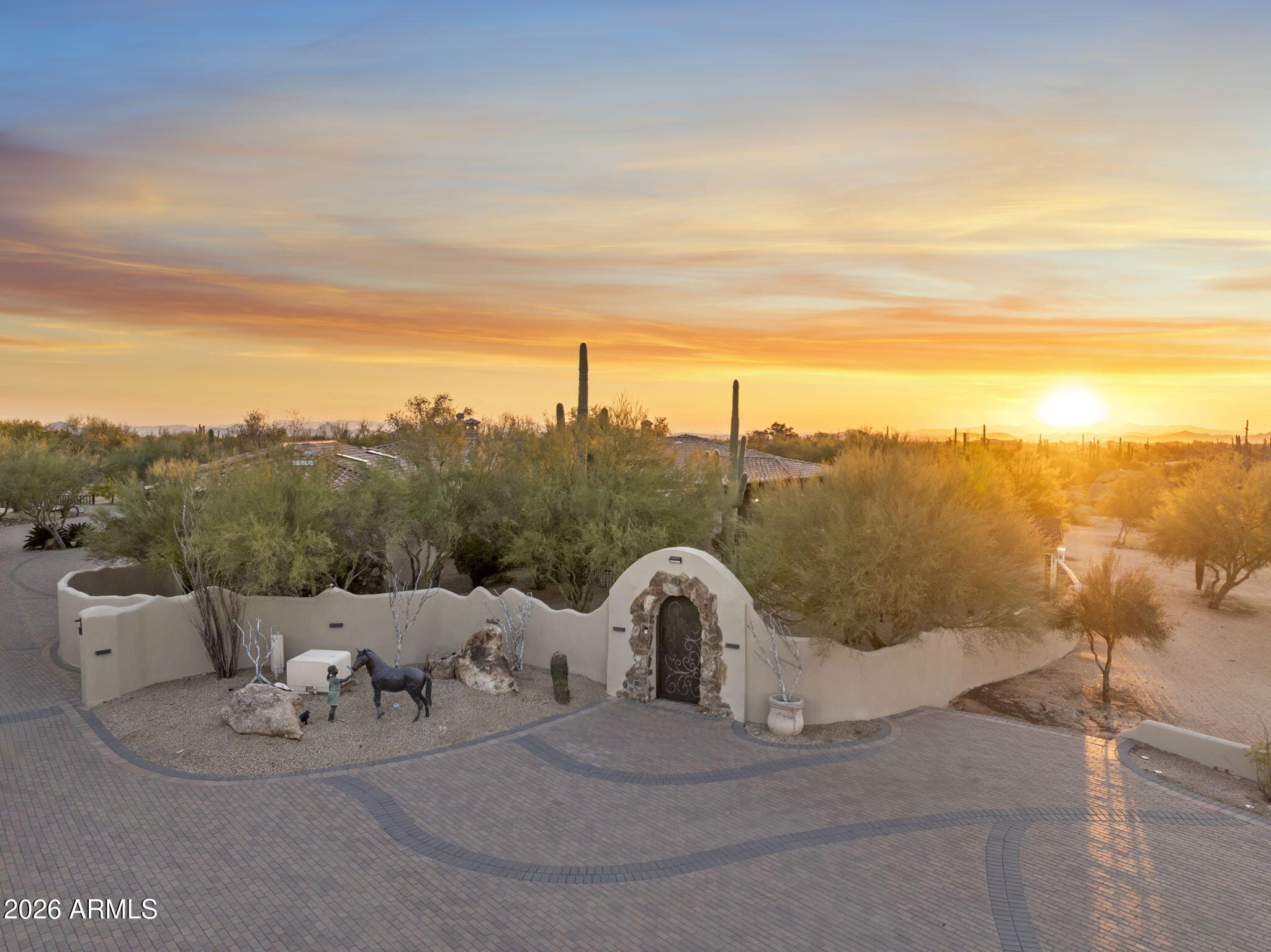 8449 E DIXILETA Drive