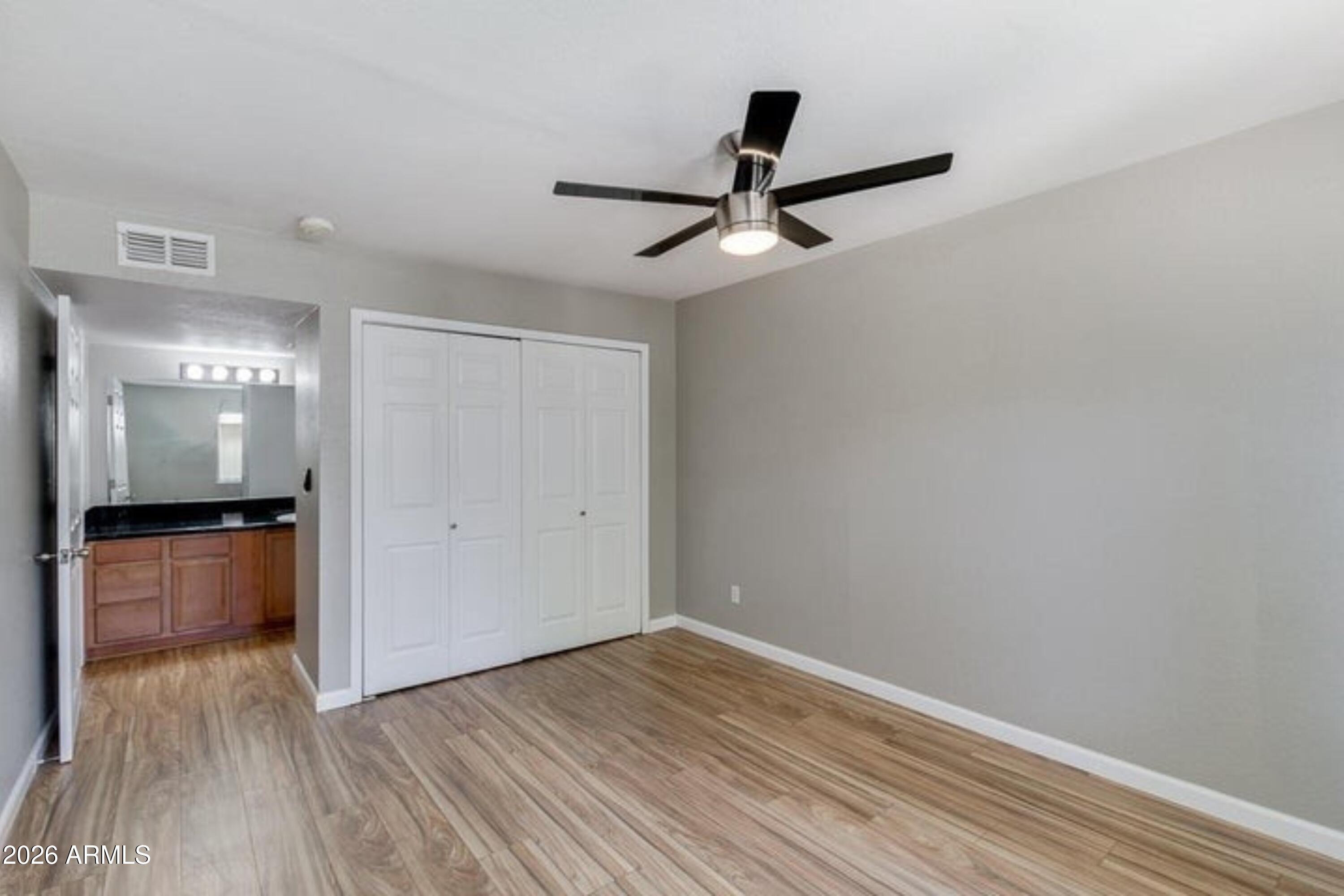 740 W ELM Street 254